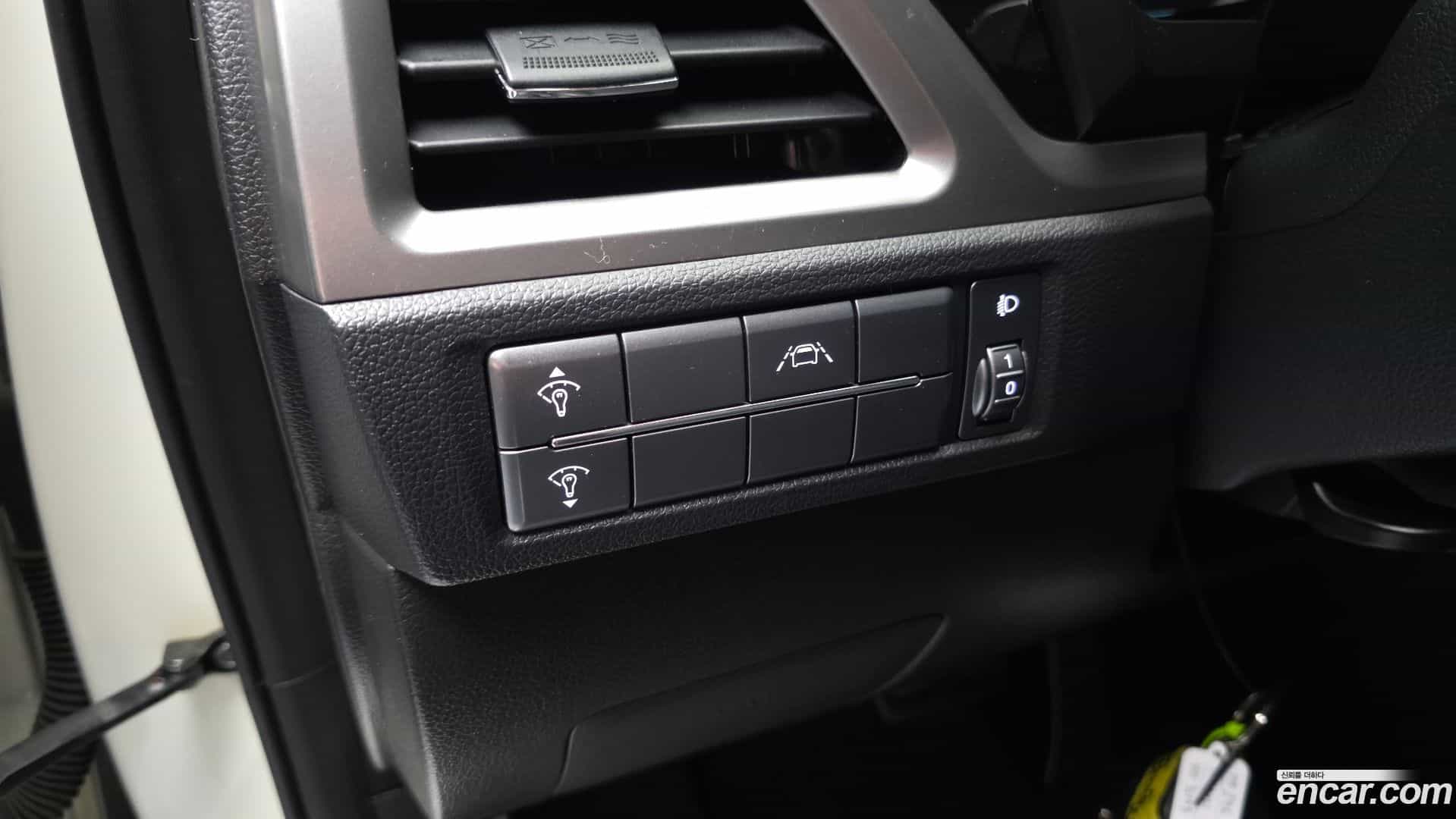 KORANDO KG Mobility 2020.9-OPTION-040