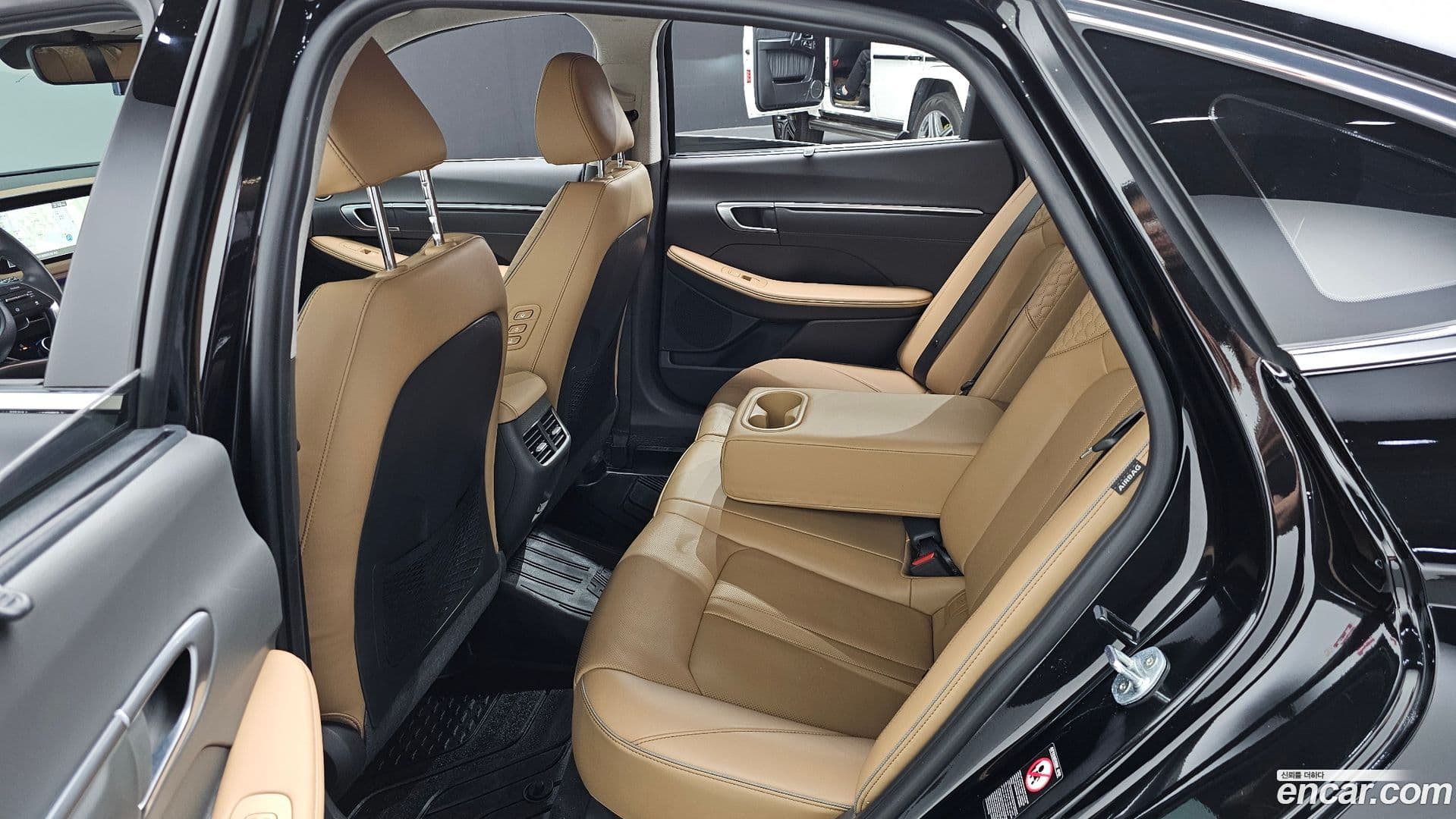 Main__Slider__Photo:Sonata Hyundai 2020.10-12