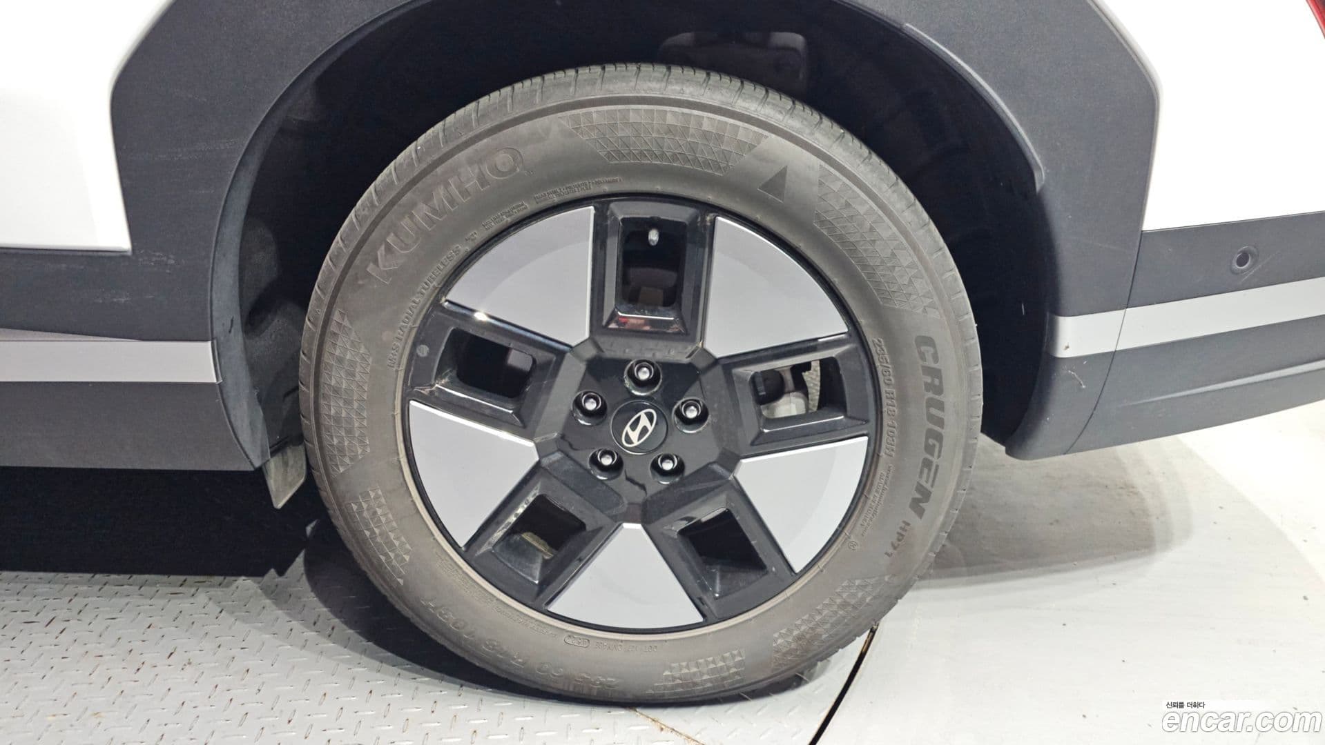 Main__Slider__Photo:Santafe Hyundai 2023.10-20