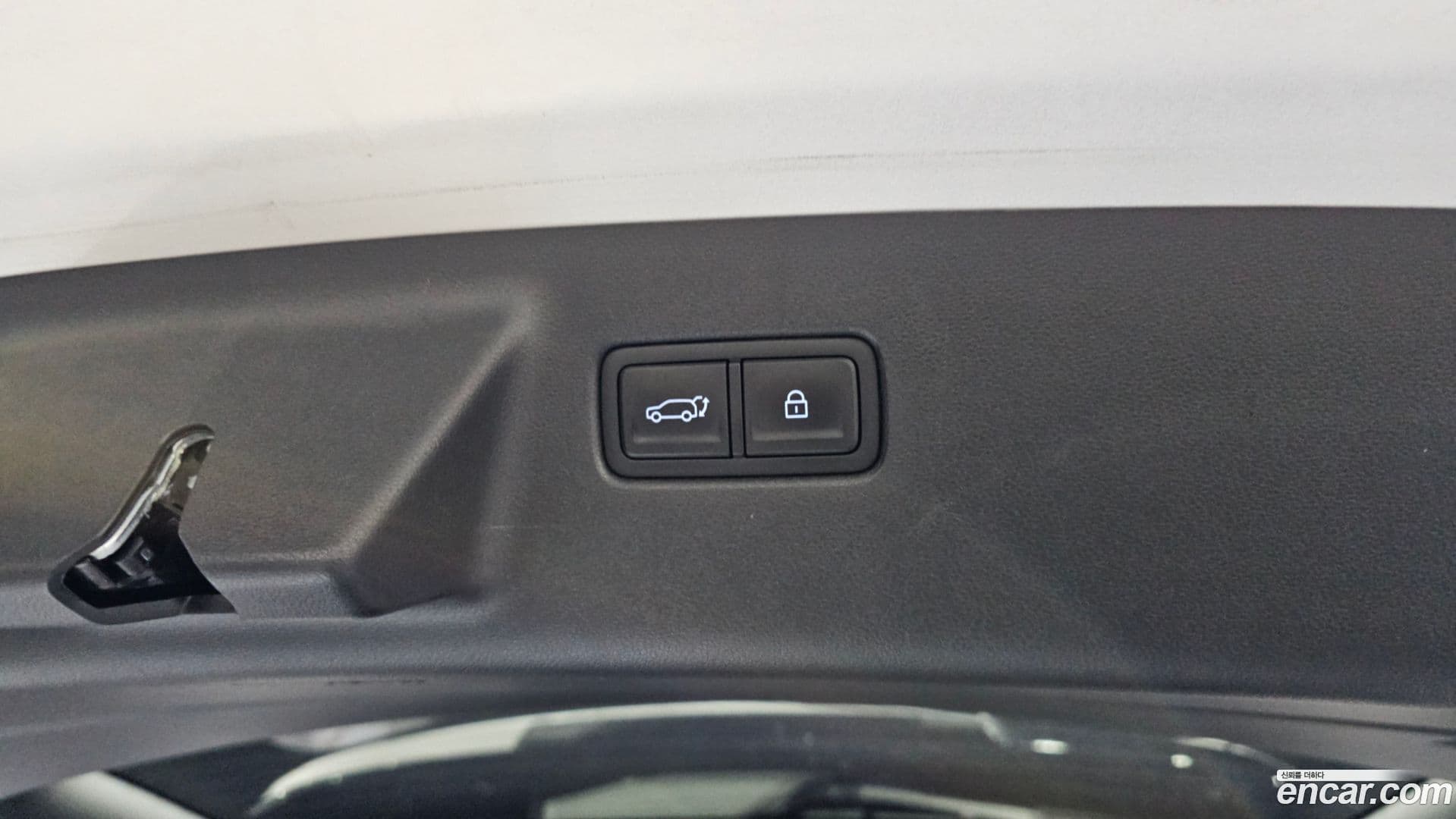 Main__Slider__Photo:Santafe Hyundai 2023.10-26