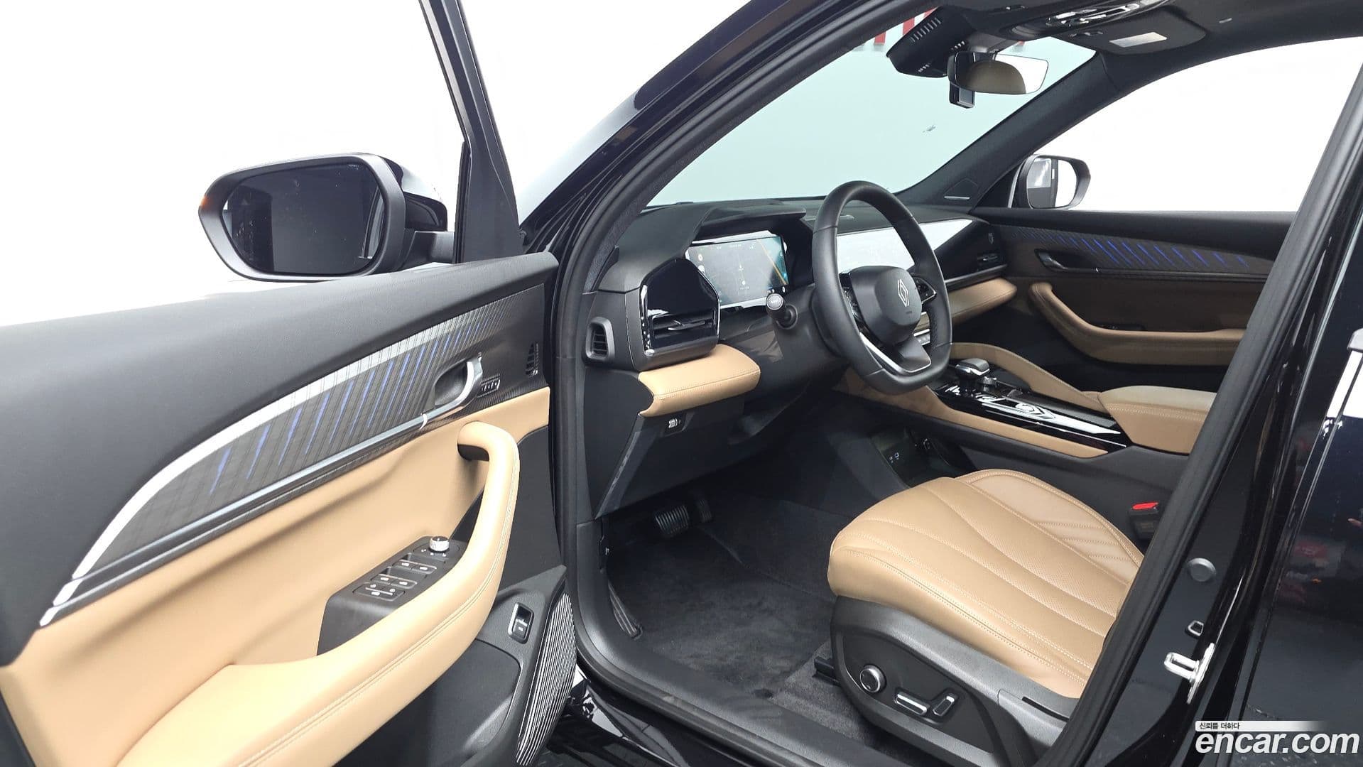 Main__Slider__Photo:Grand Koleos Renault Korea 2026.2-11