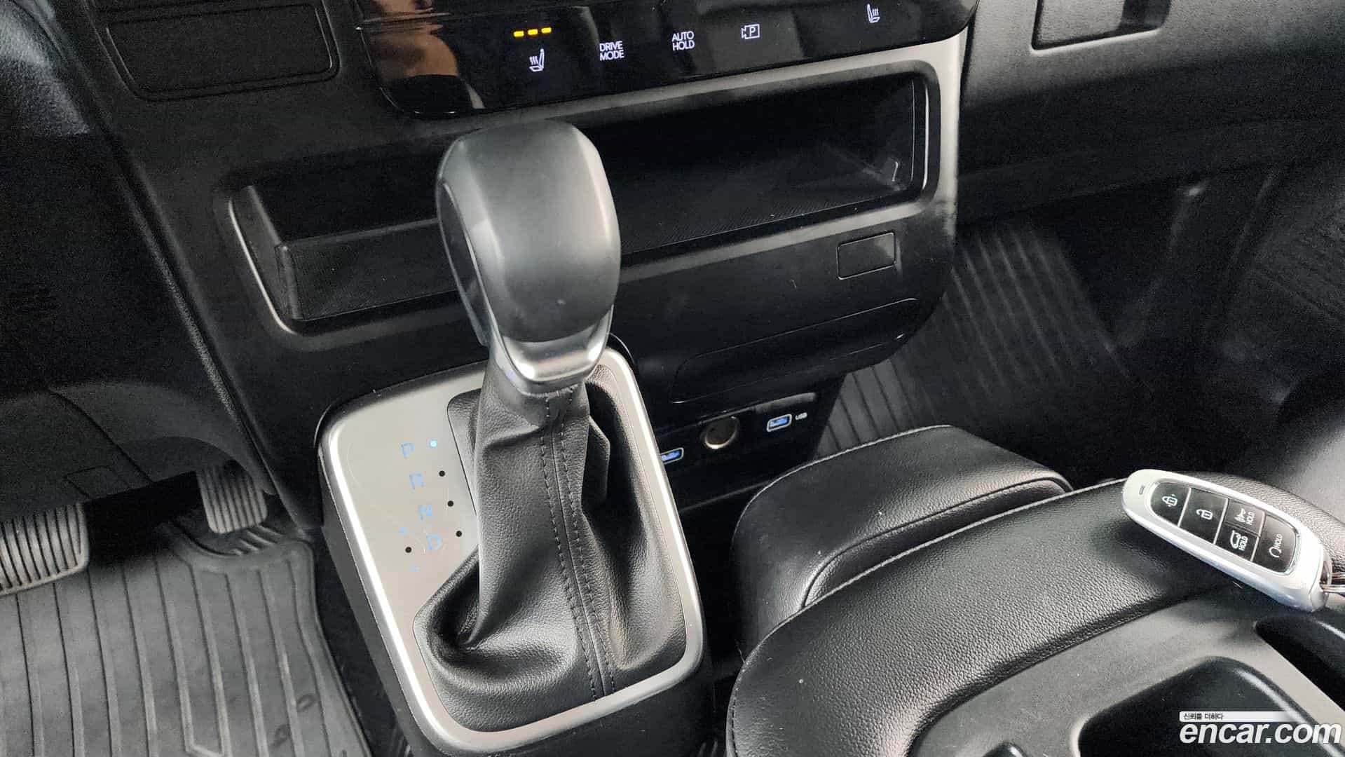 Staria Hyundai 2023.3-INNER-009