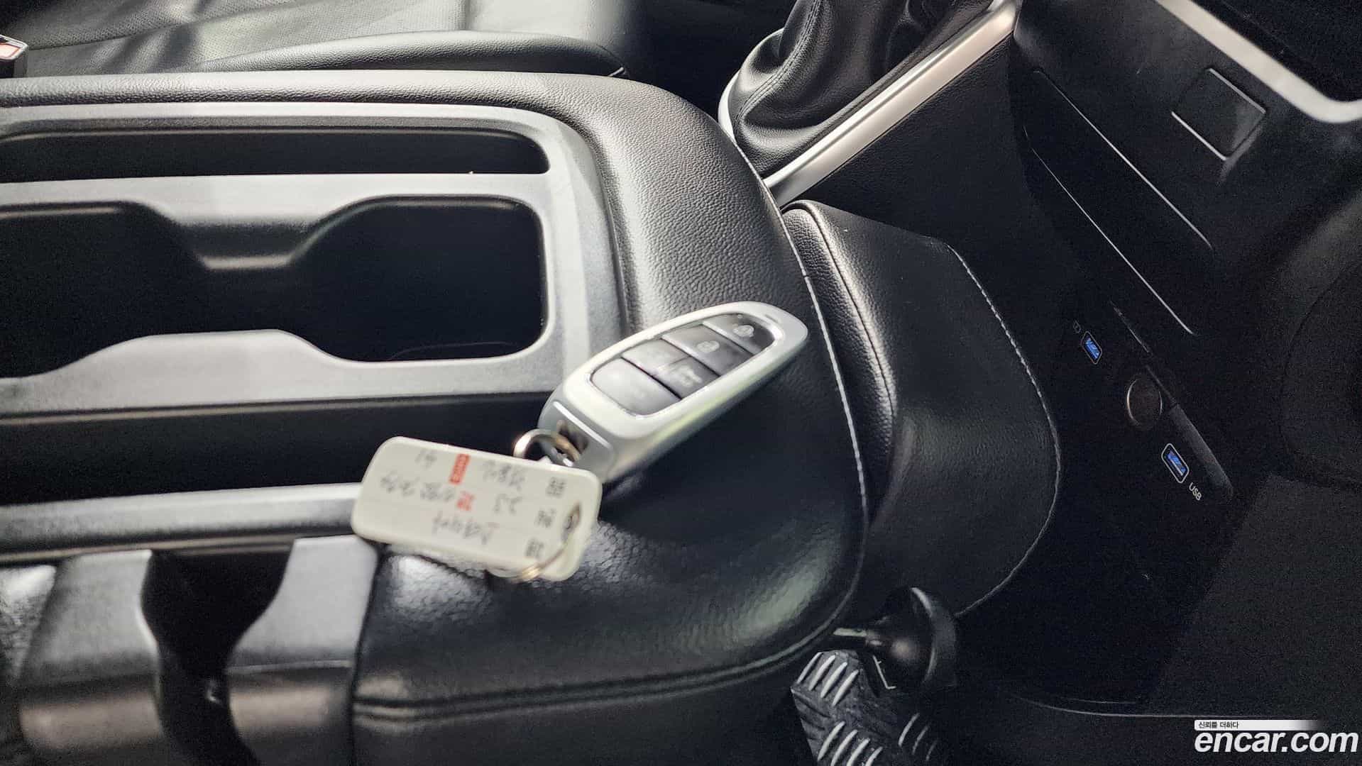 Staria Hyundai 2023.3-OPTION-019