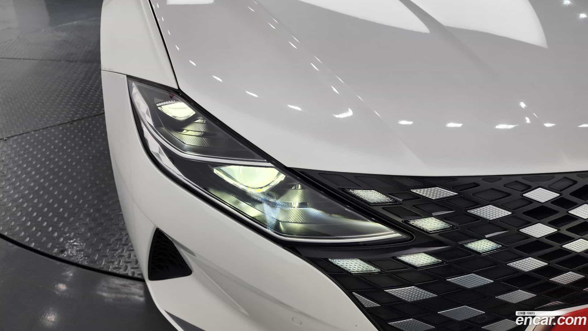 Grandeur Hyundai 2022.2-OUTER-032