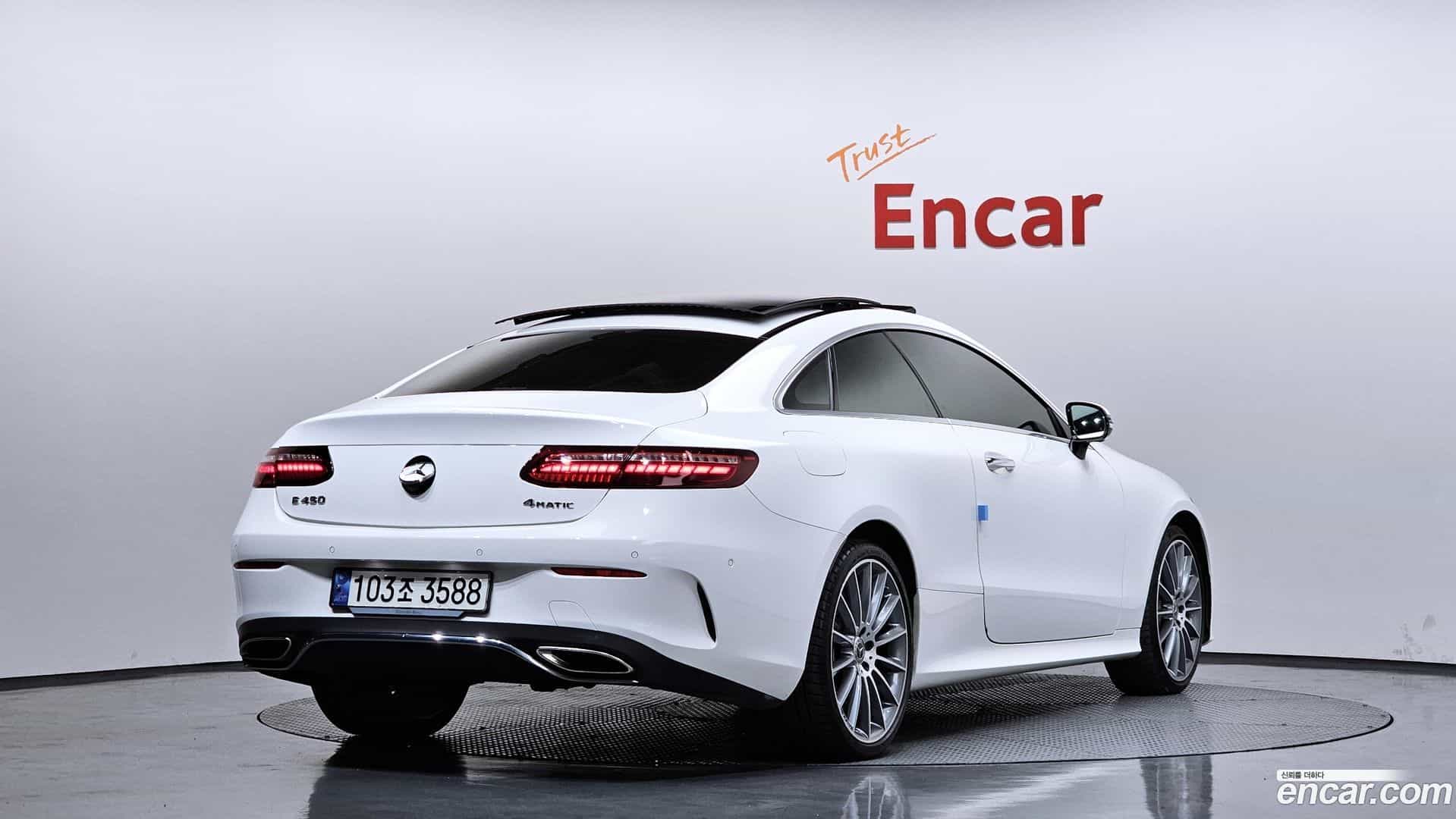 E-Class Mercedes-Benz 2021.4-OUTER-002