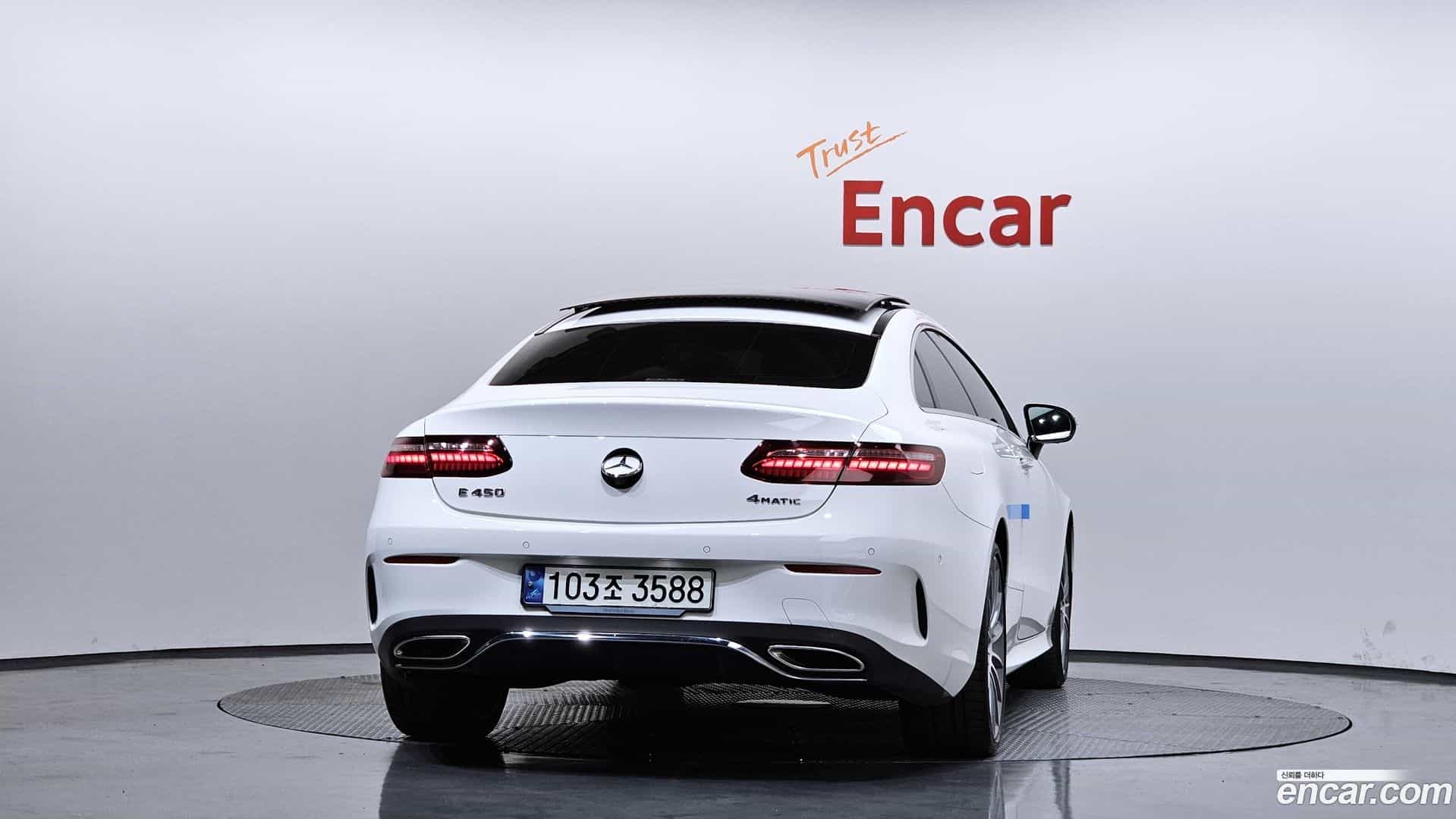 E-Class Mercedes-Benz 2021.4-OUTER-004
