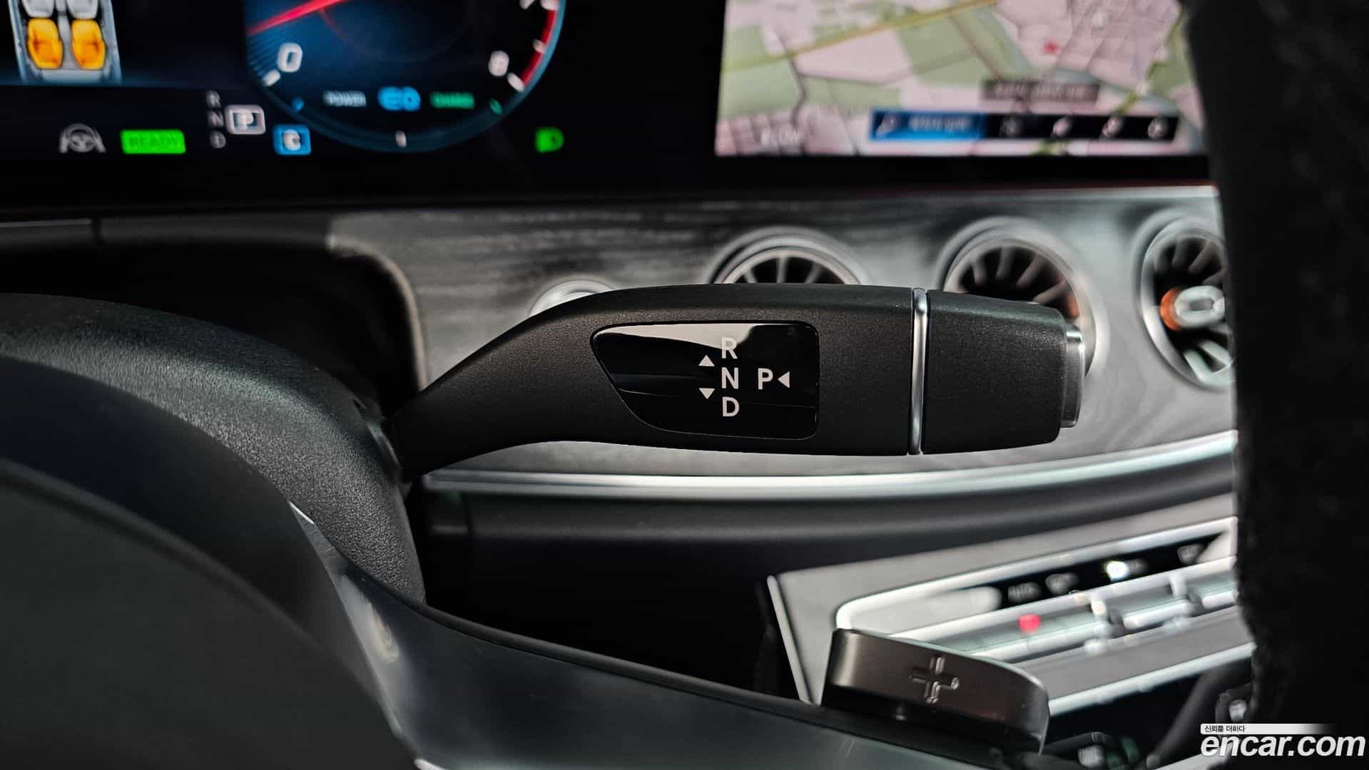 E-Class Mercedes-Benz 2021.4-INNER-009