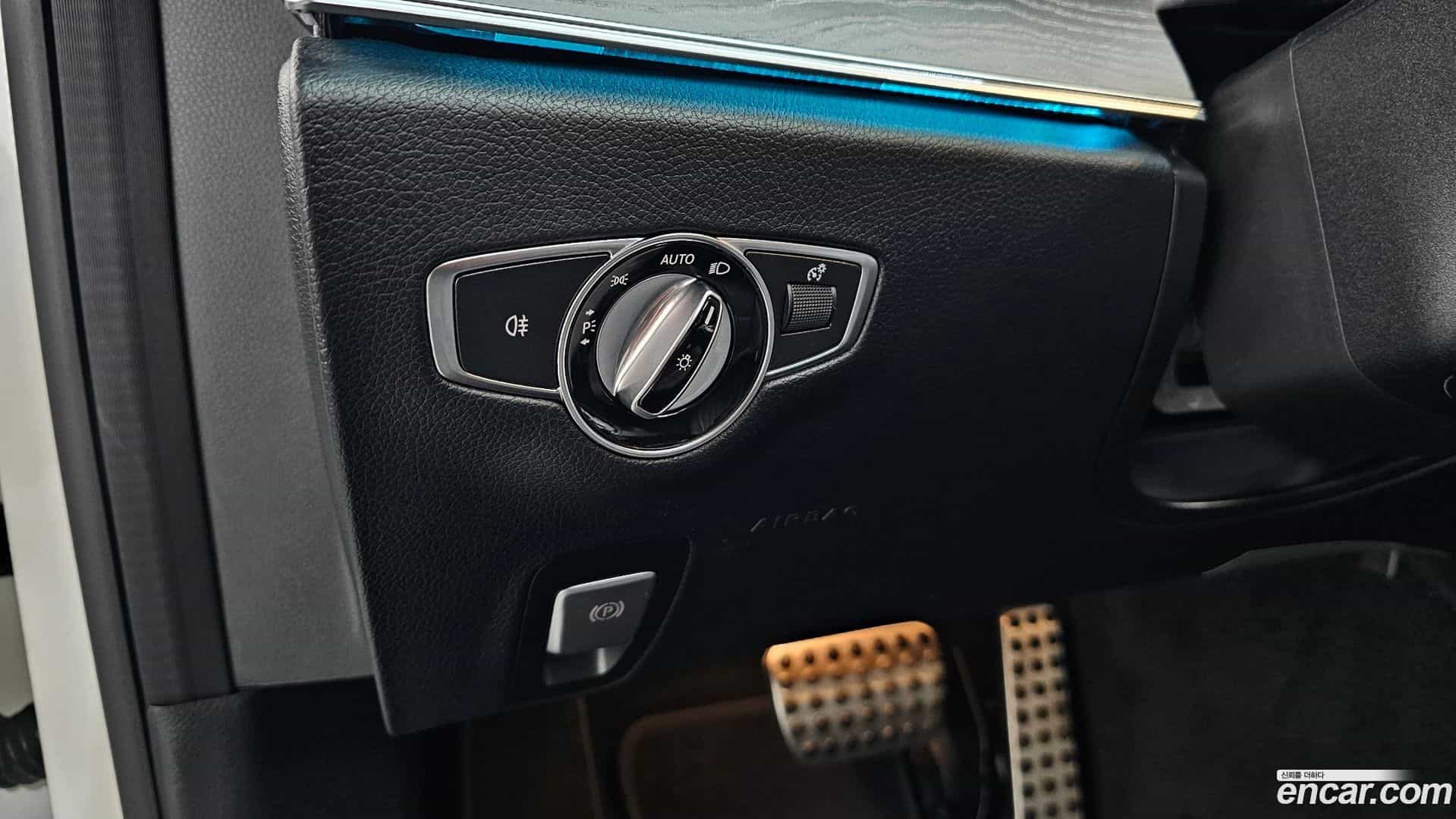 E-Class Mercedes-Benz 2021.4-OPTION-041