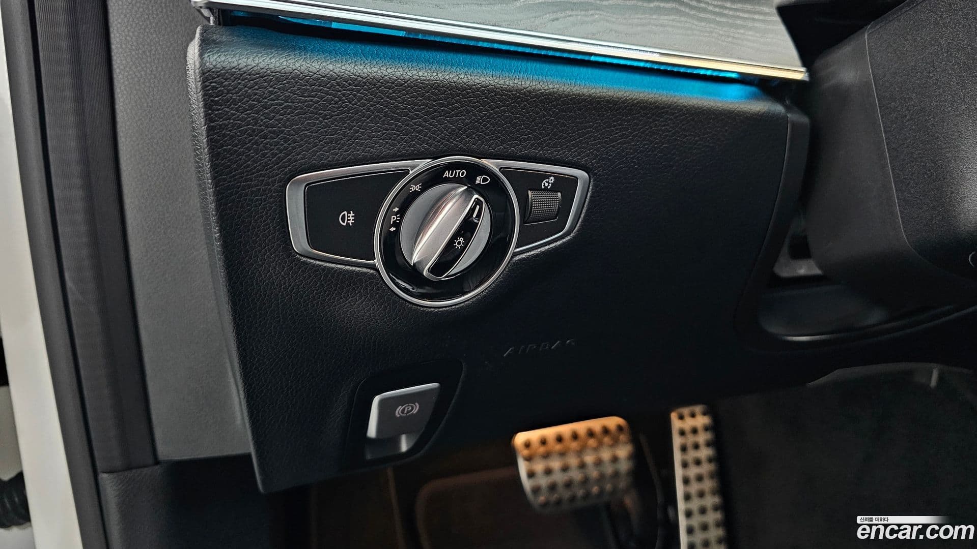 Main__Slider__Photo:E-Class Mercedes-Benz 2021.4-27
