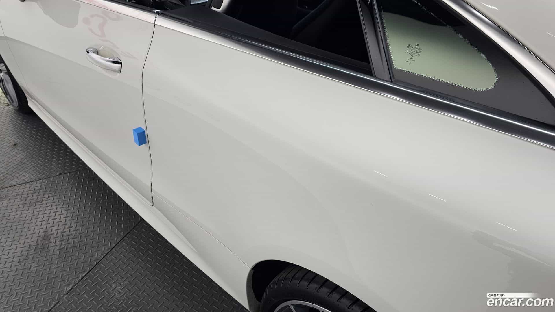 E-Class Mercedes-Benz 2021.4-OPTION-051