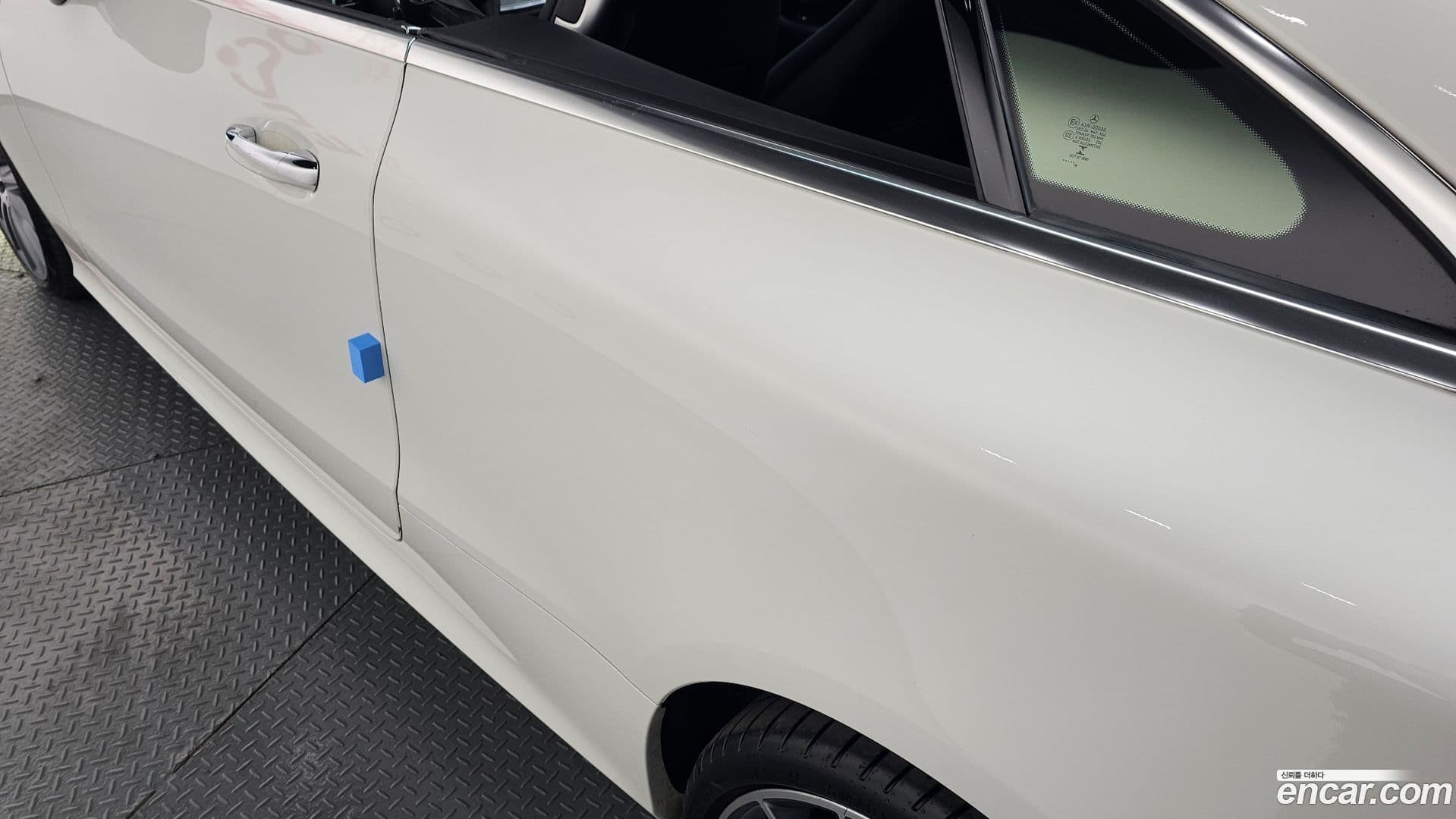Main__Slider__Photo:E-Class Mercedes-Benz 2021.4-37