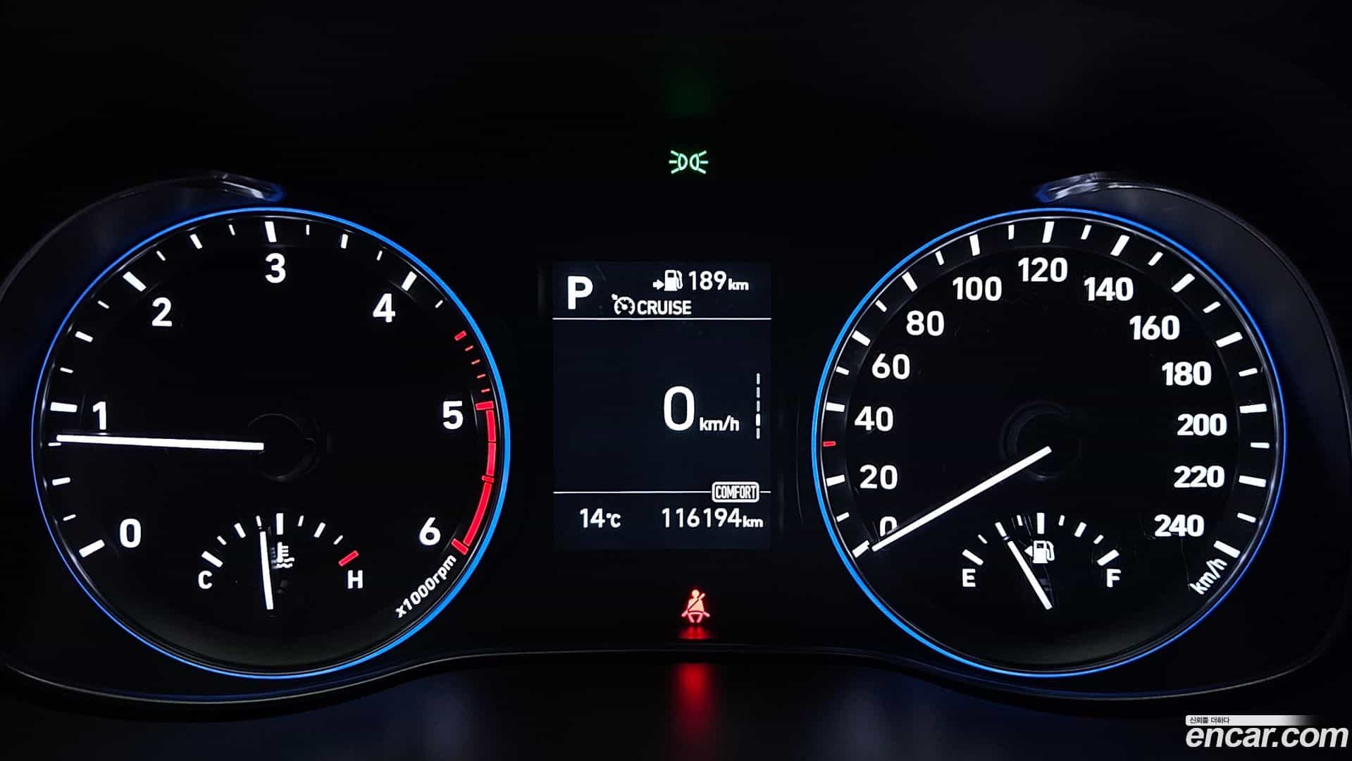 Kona Hyundai 2017.10-INNER-008