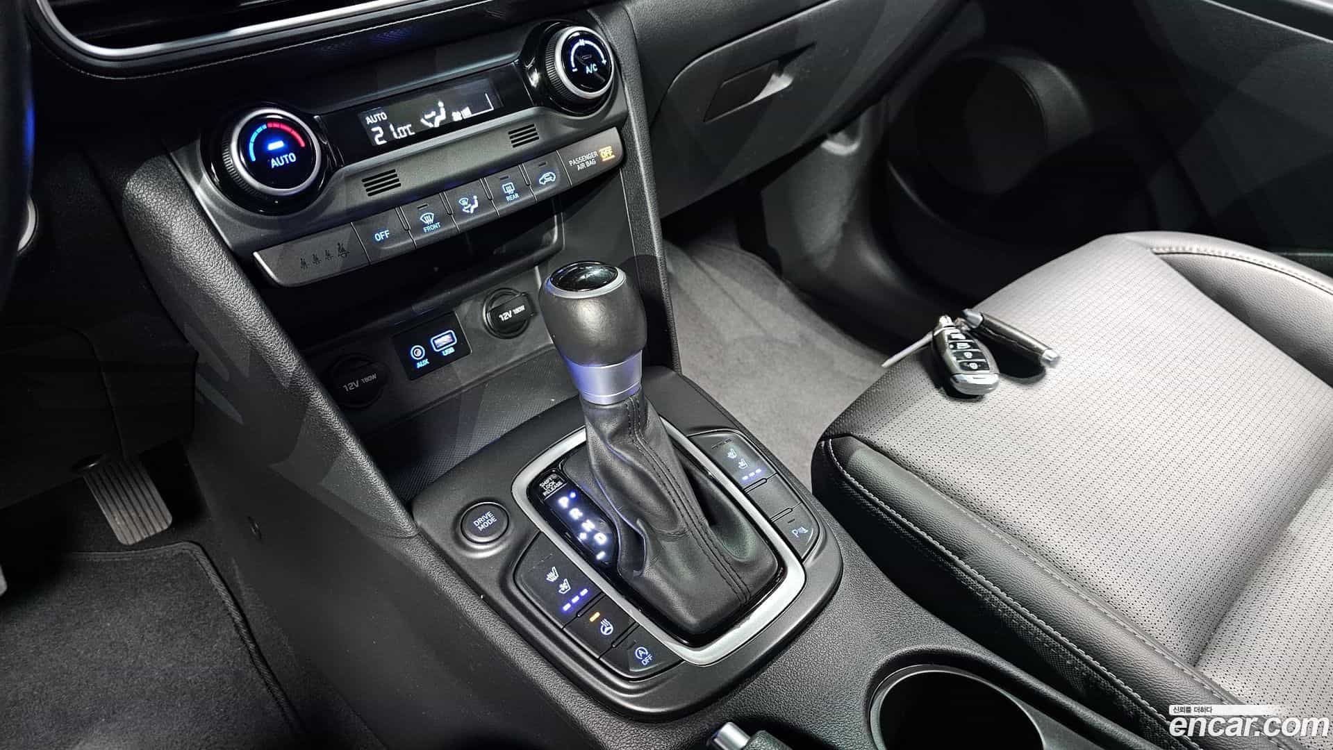 Kona Hyundai 2017.10-INNER-009