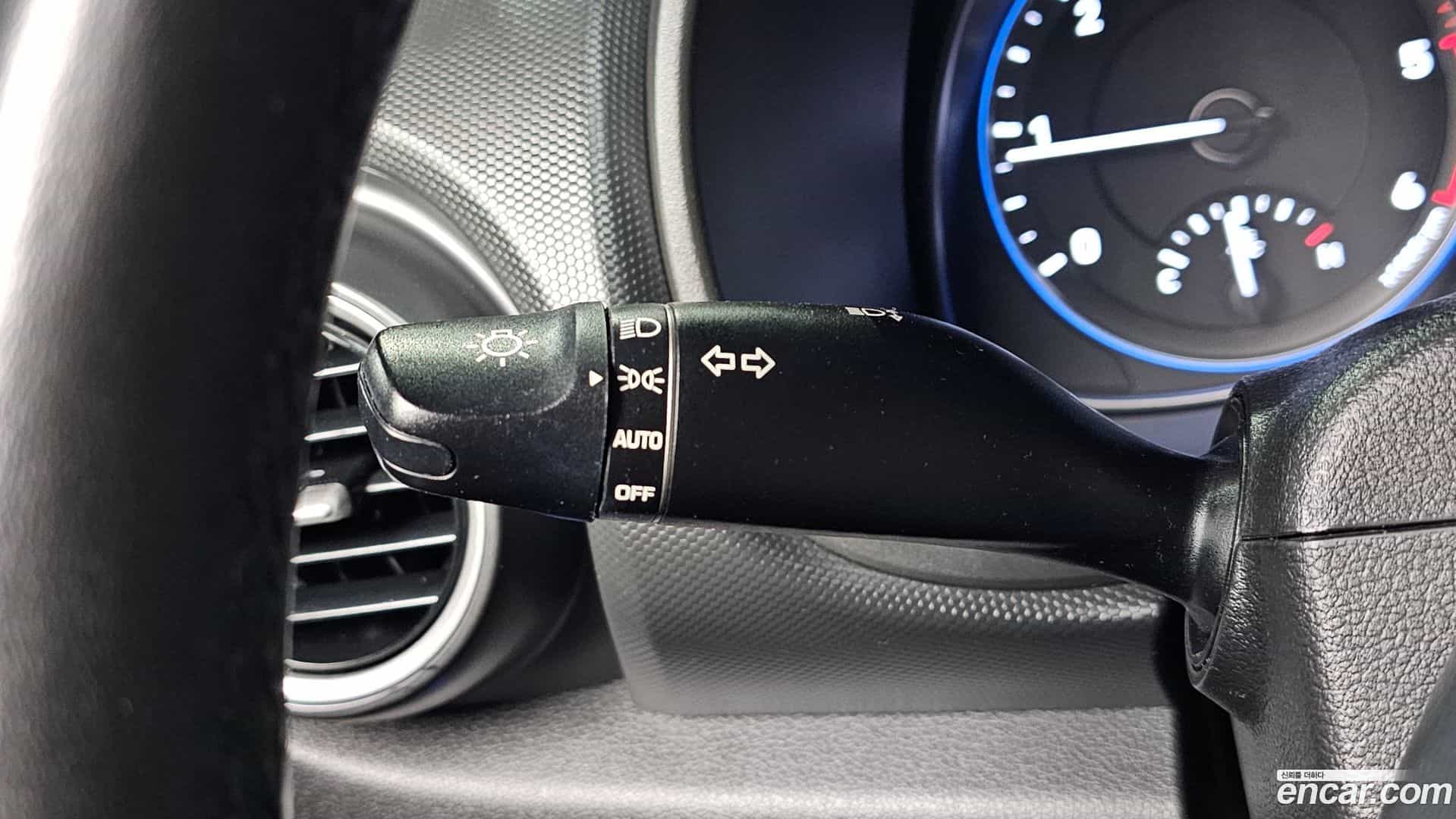 Kona Hyundai 2017.10-OPTION-017