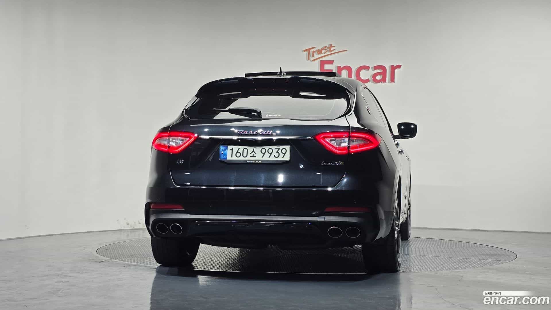 Levante Maserati 2021.10-OUTER-004