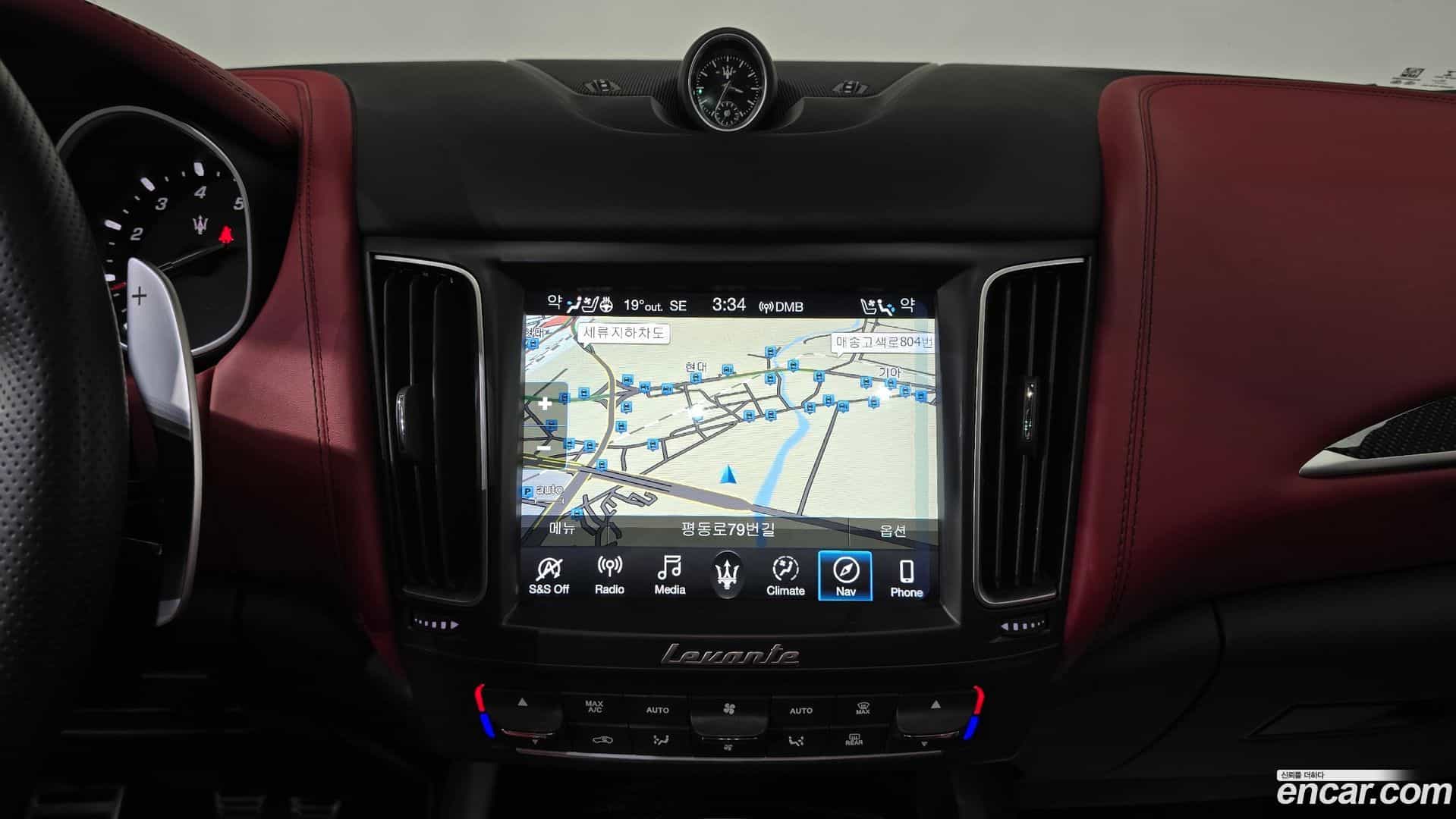 Levante Maserati 2021.10-OPTION-017