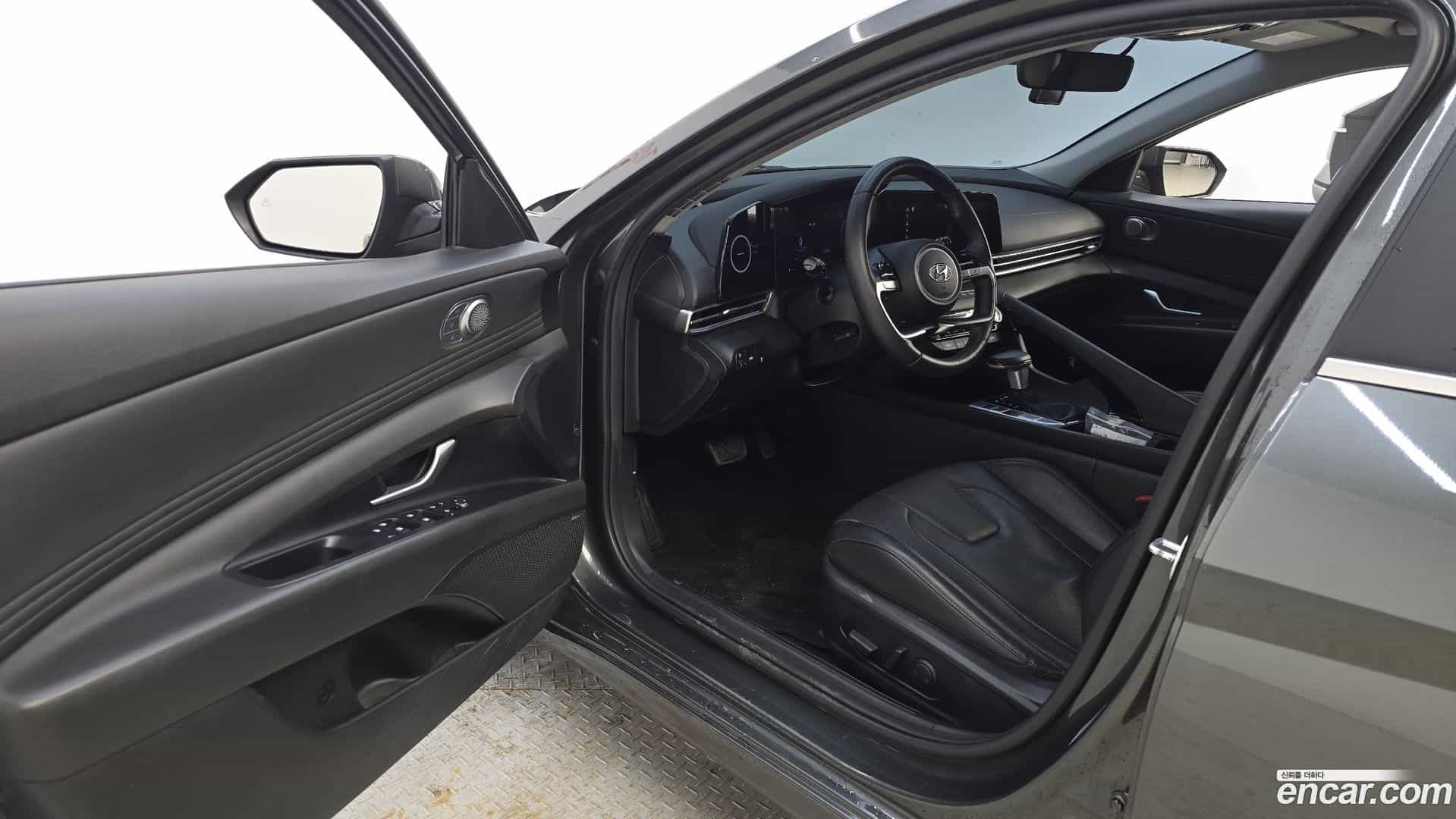 AVANTE Hyundai 2023.2-INNER-010