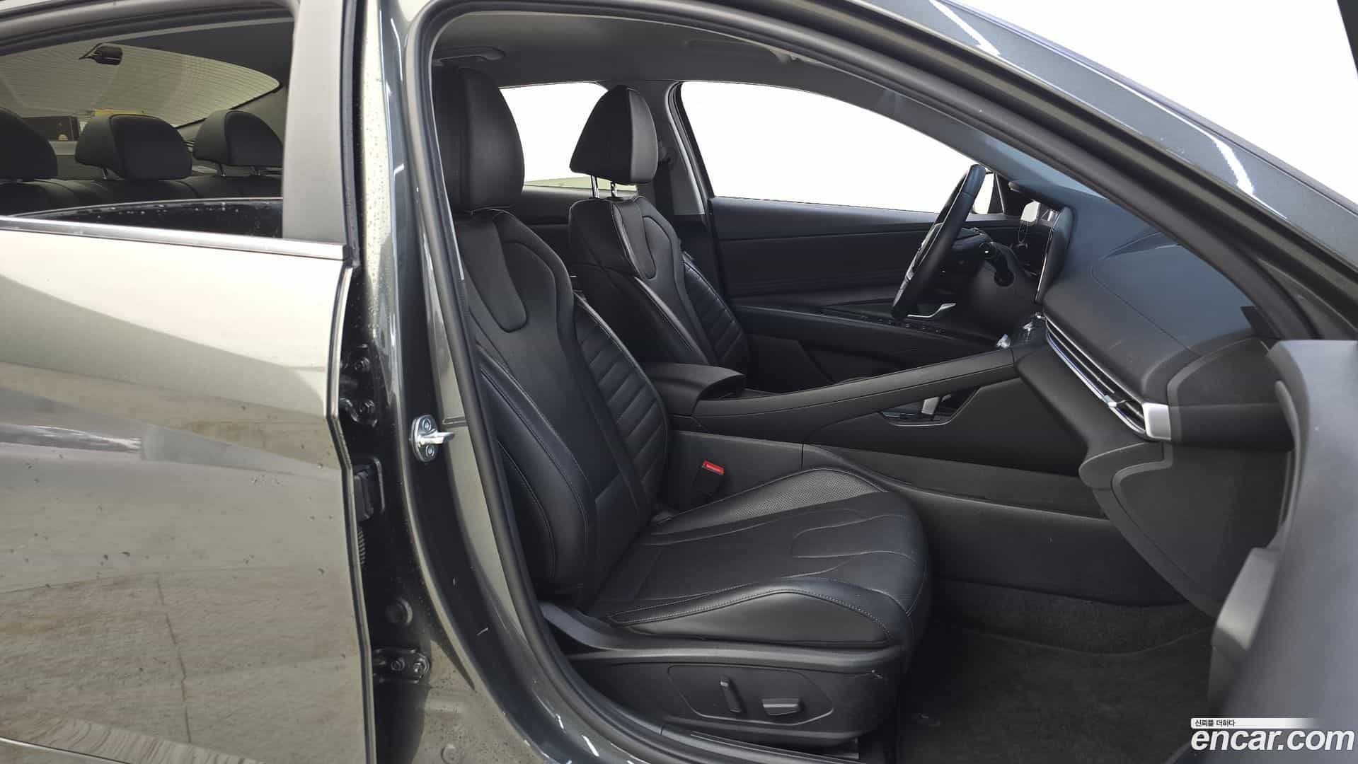 AVANTE Hyundai 2023.2-OPTION-015