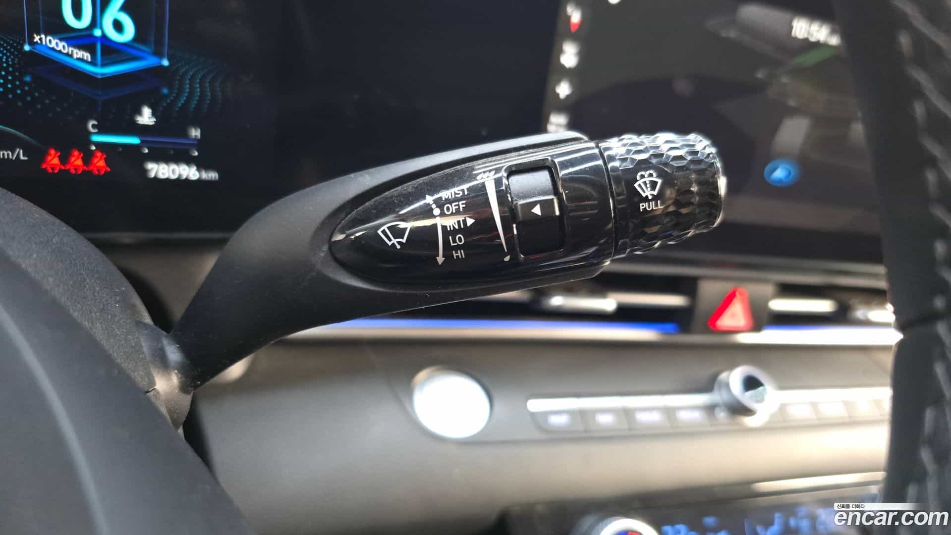 AVANTE Hyundai 2023.2-OPTION-040