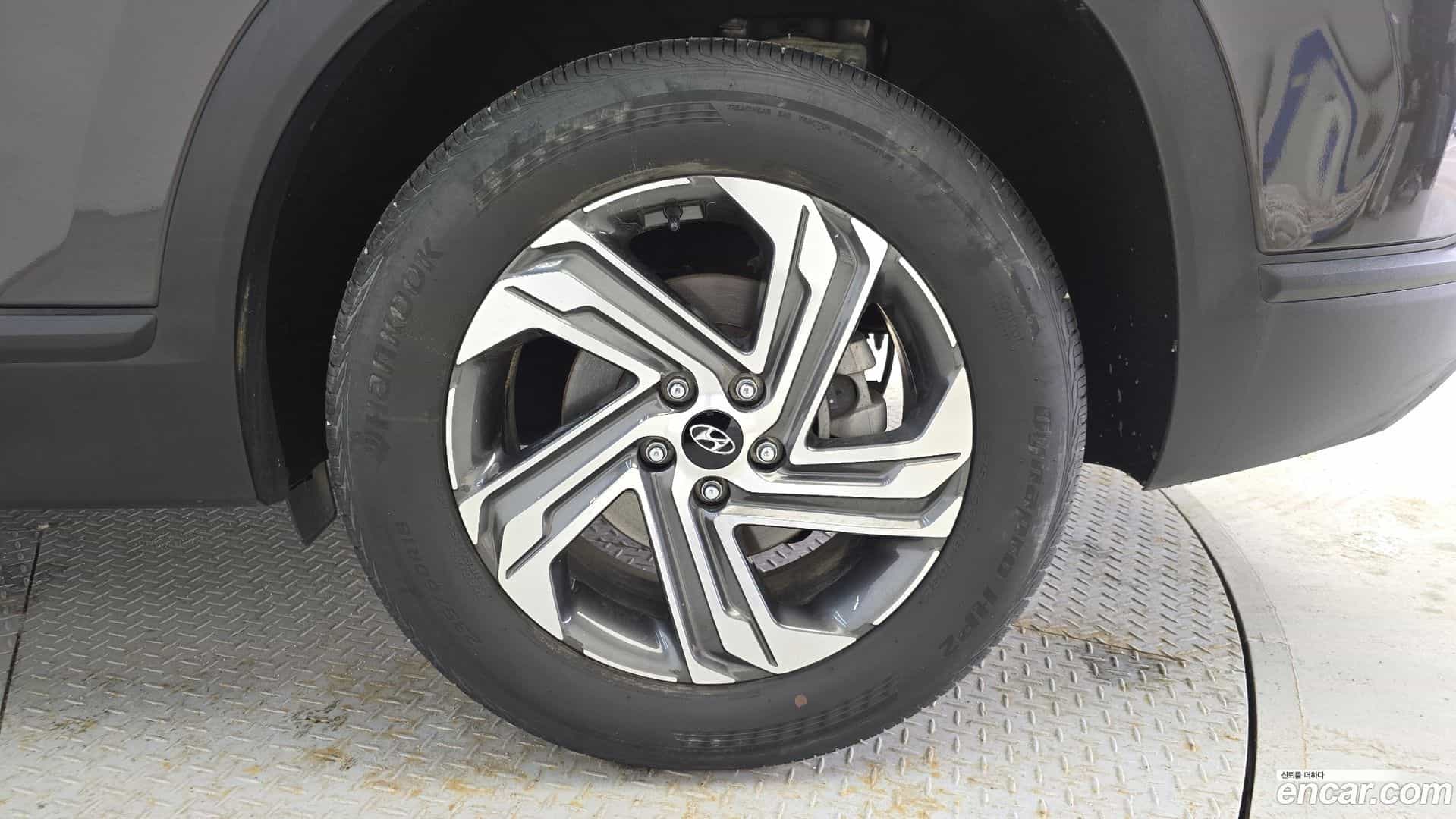 Santafe Hyundai 2023.2-OUTER-031