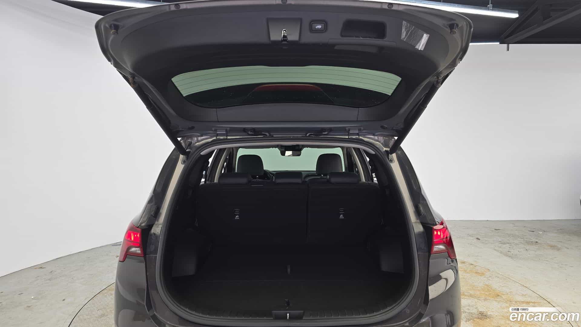 Santafe Hyundai 2023.2-OPTION-043