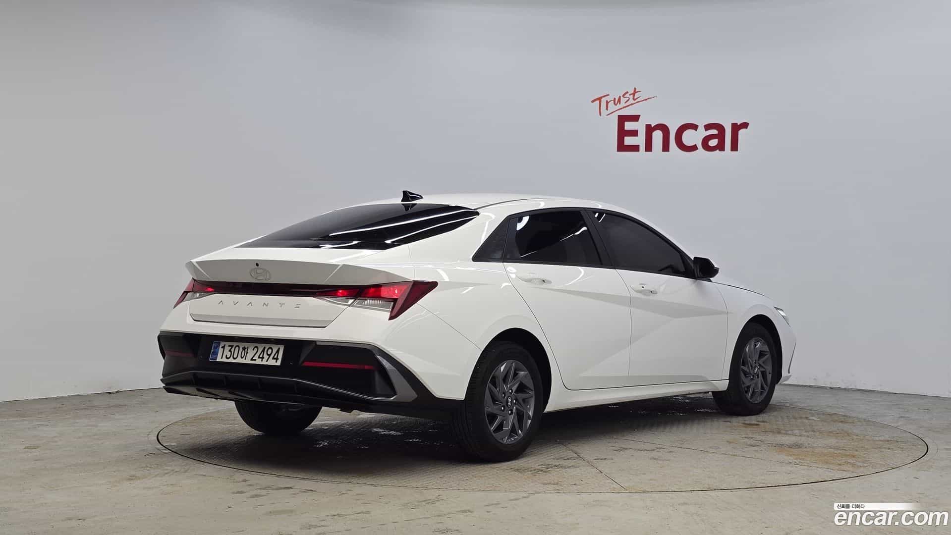 AVANTE Hyundai 2024.0-OUTER-002