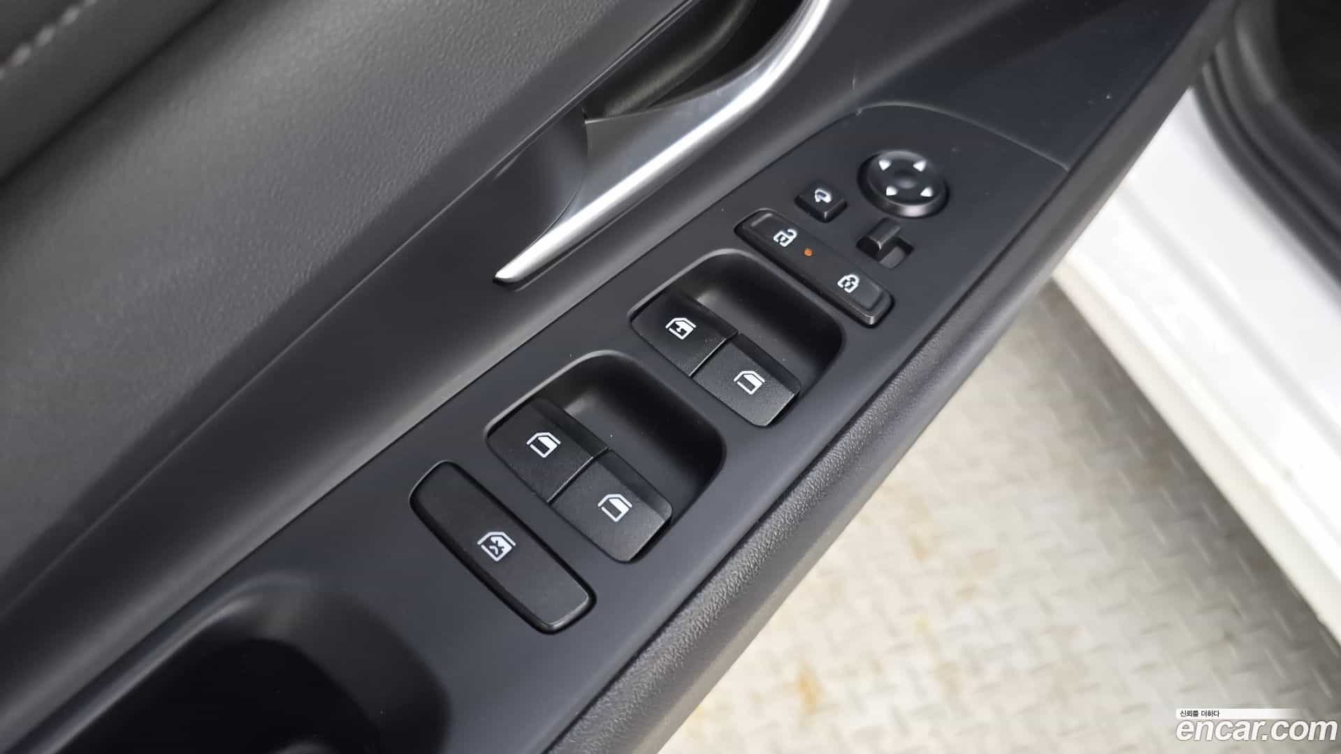 AVANTE Hyundai 2024.0-OPTION-023