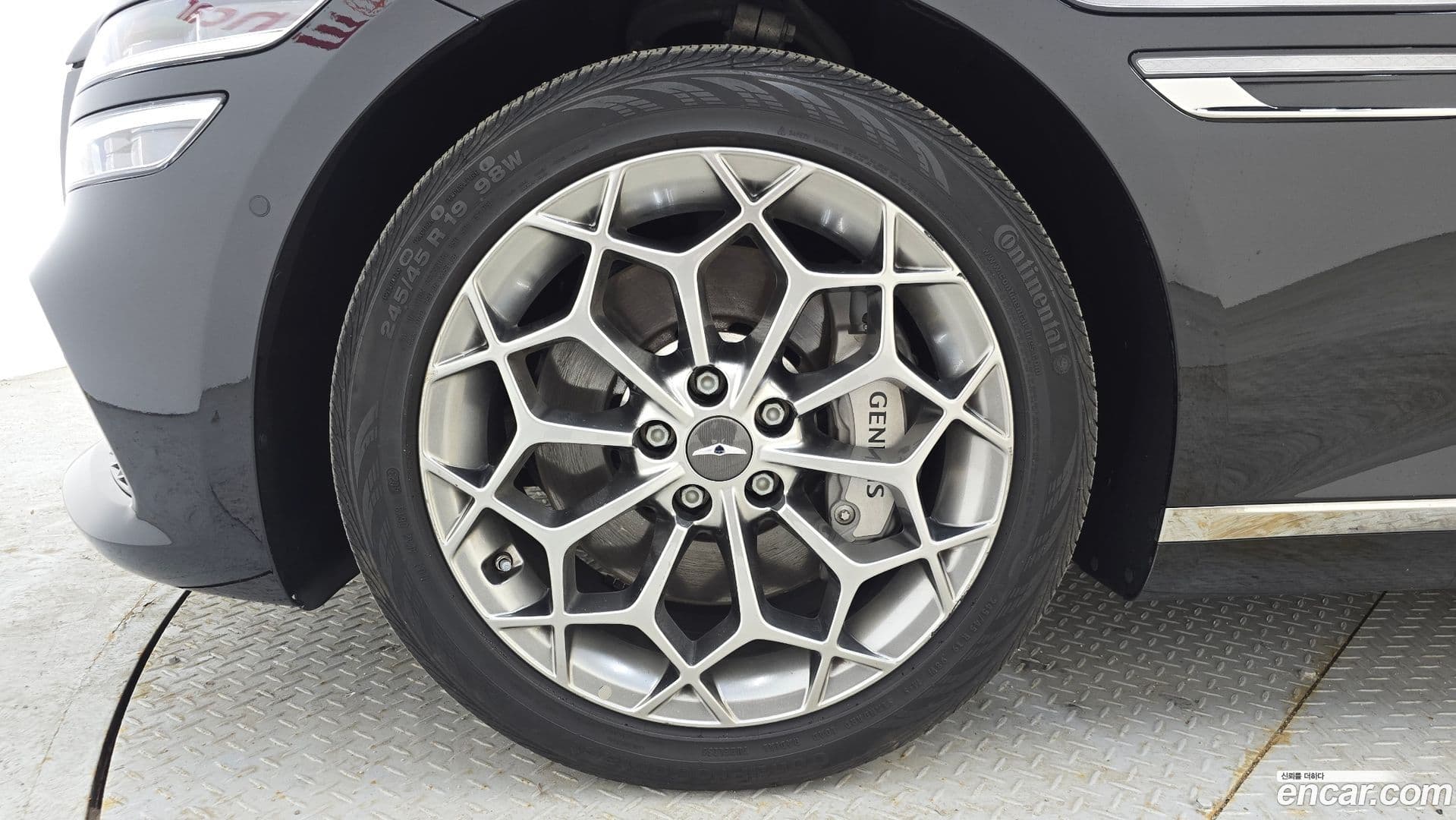 Main__Slider__Photo:G80 Genesis 2023.4-4