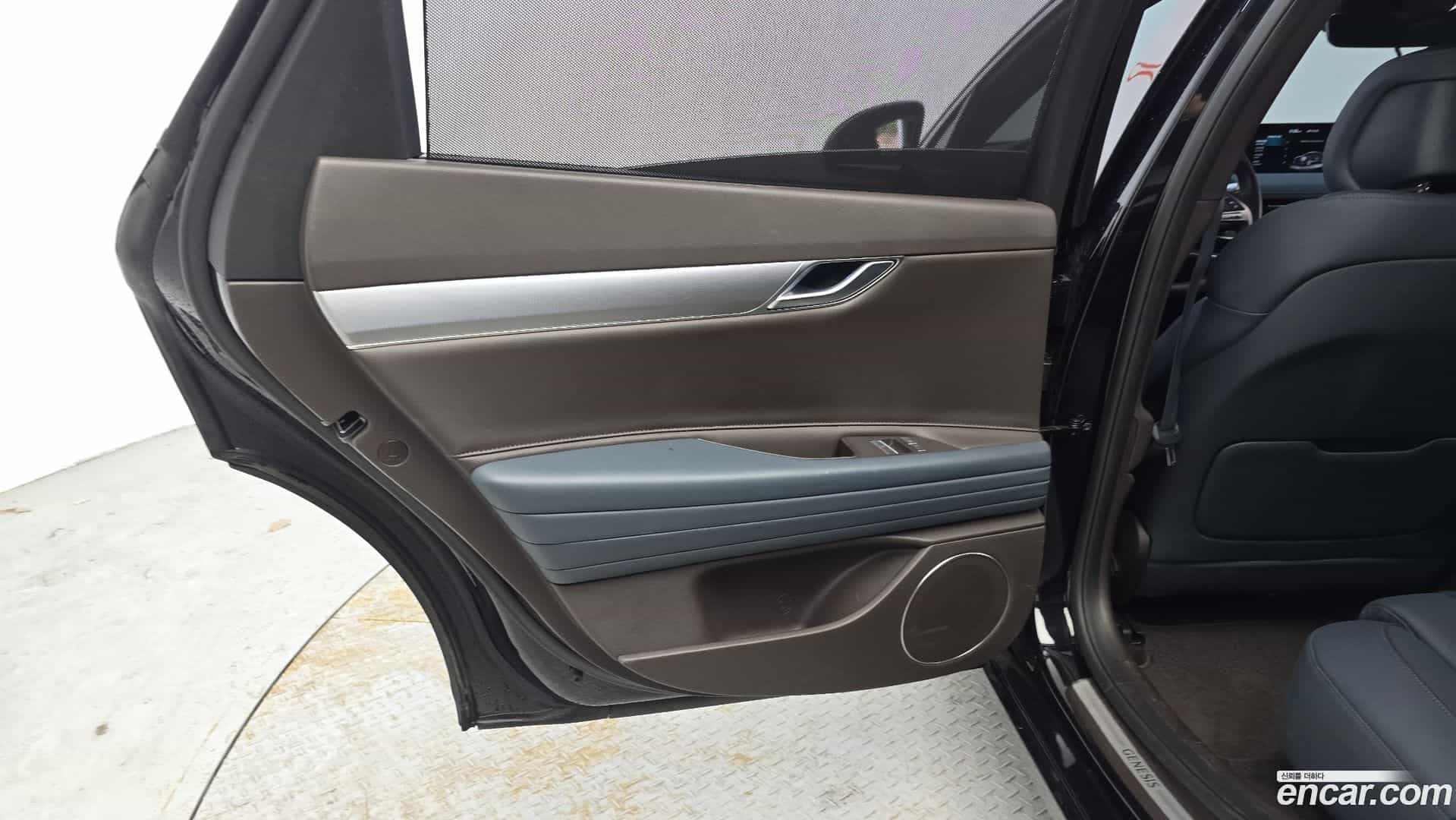 G80 Genesis 2023.4-INNER-035