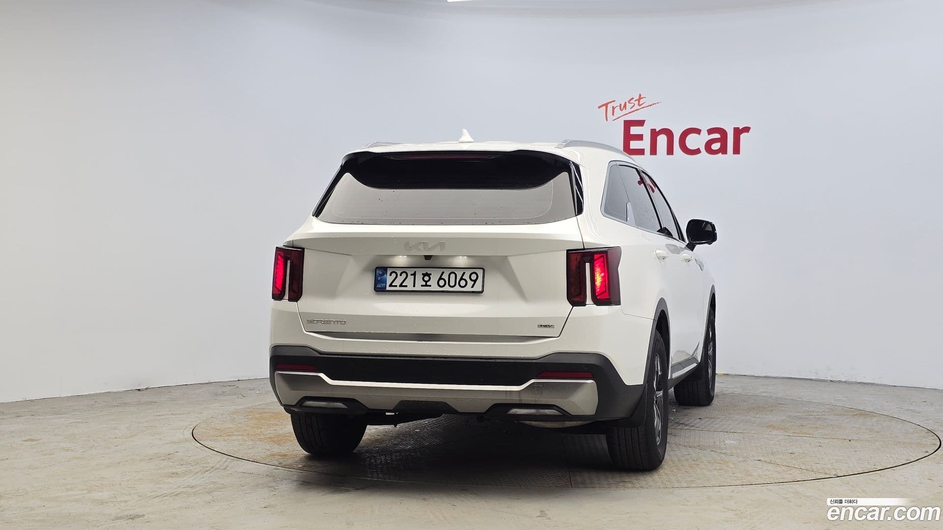 Main__Slider__Photo:Sorento Kia 2024.1-3