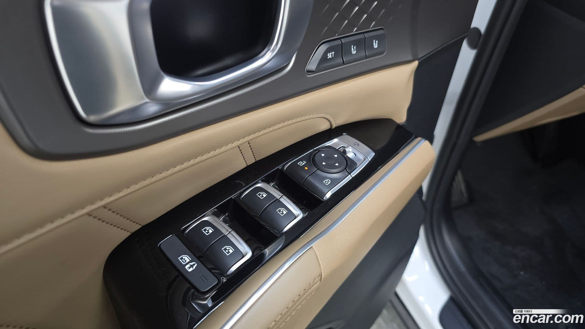 Main__Slider__Photo:Sorento Kia 2024.1-27