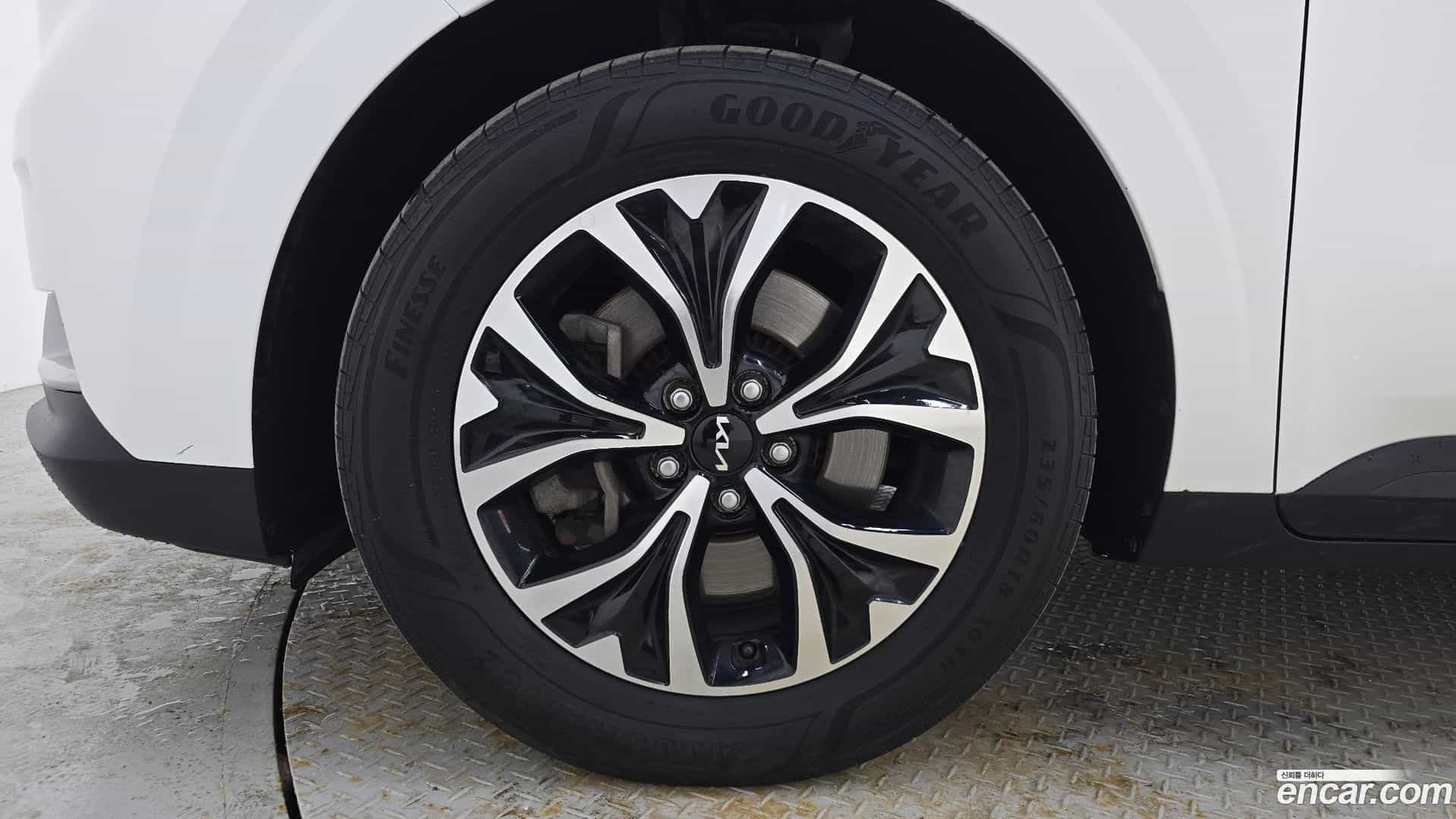 Canival Kia 2023.2-OUTER-005