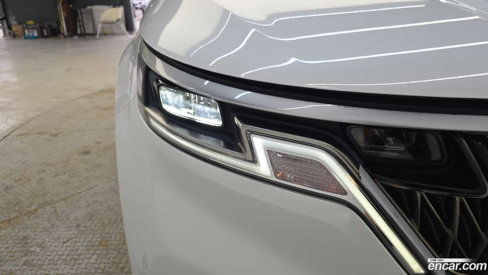 Canival Kia 2023.2-OUTER-032