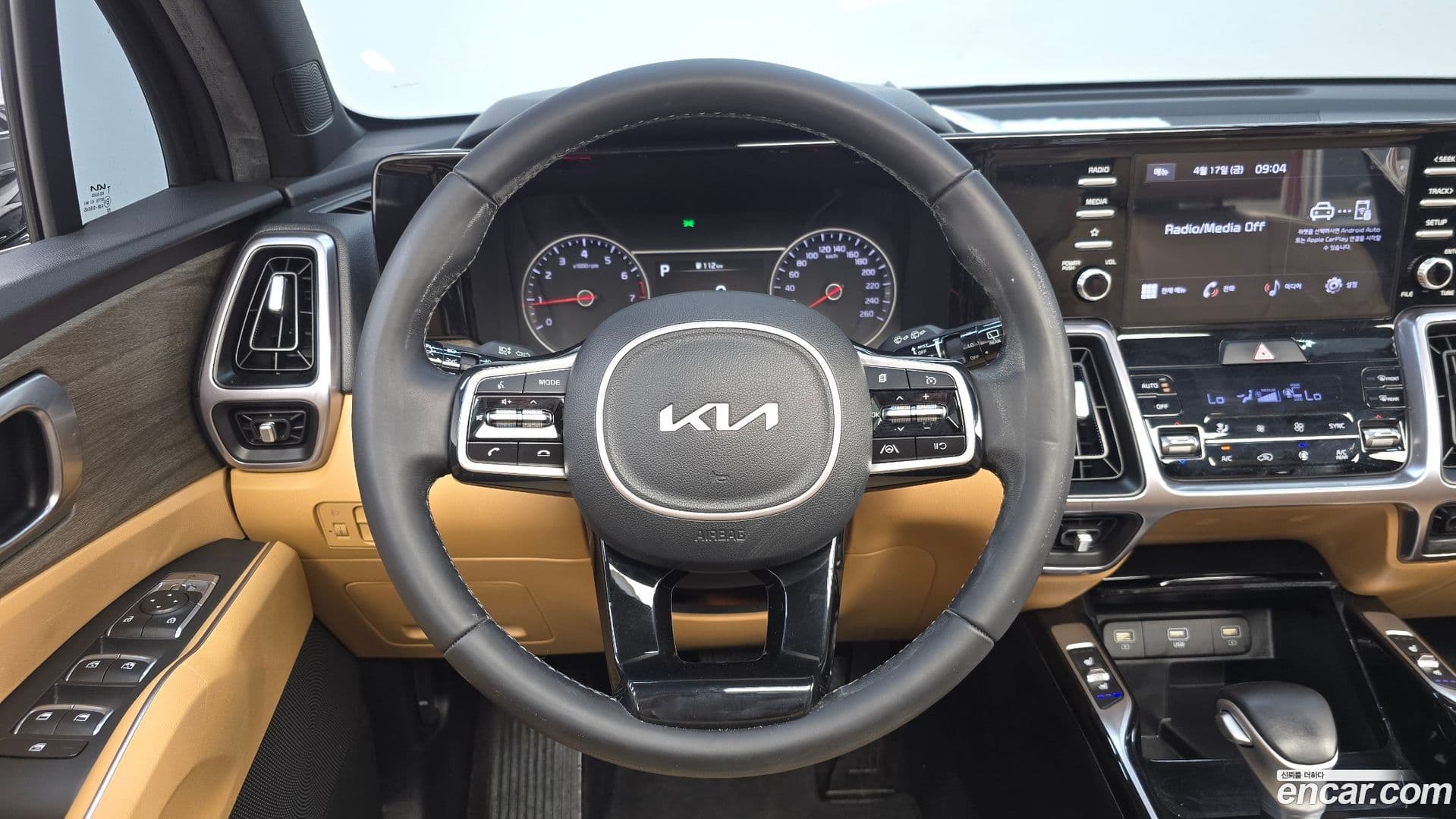 Main__Slider__Photo:Sorento Kia 2022.1-12
