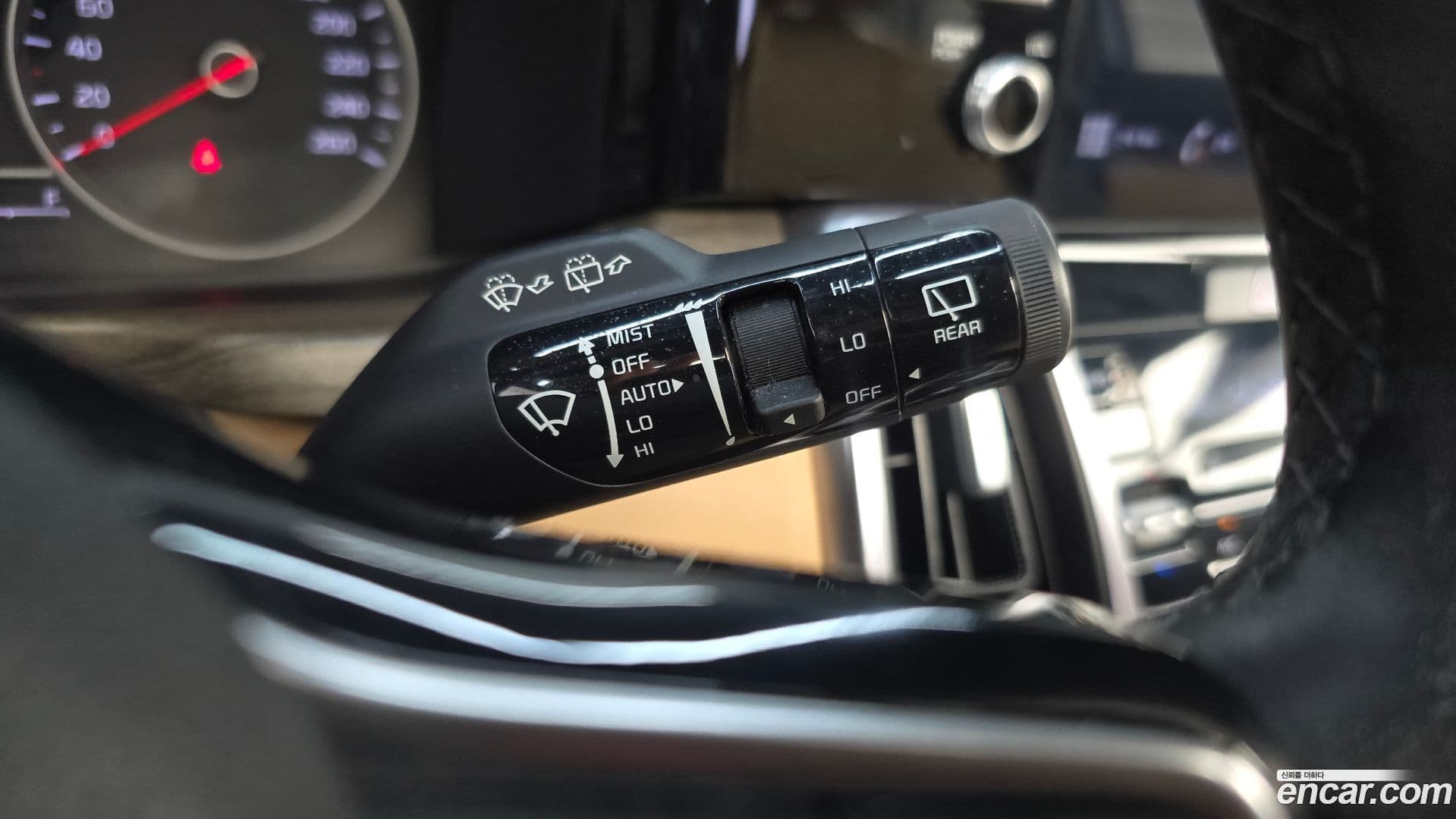 Main__Slider__Photo:Sorento Kia 2022.1-16