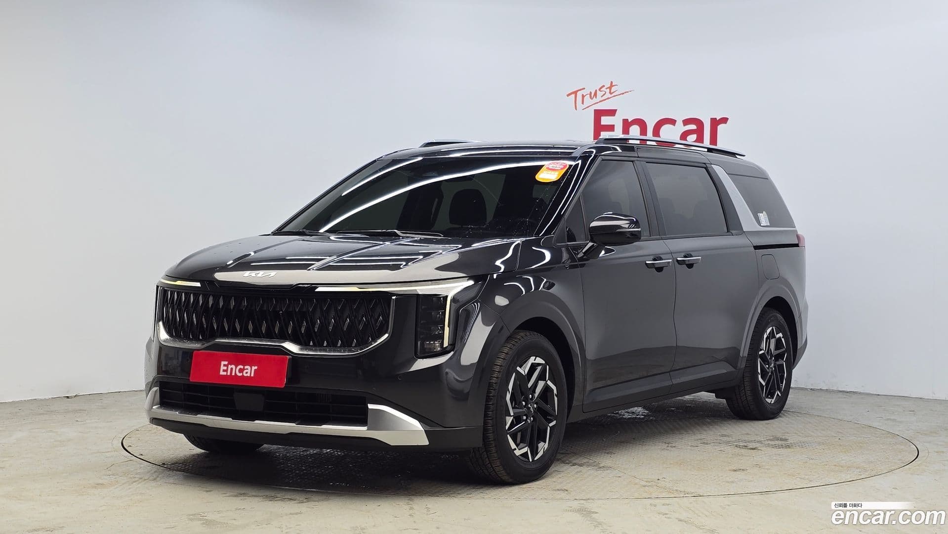 Main__Slider__Photo:Canival Kia 2024.2-0