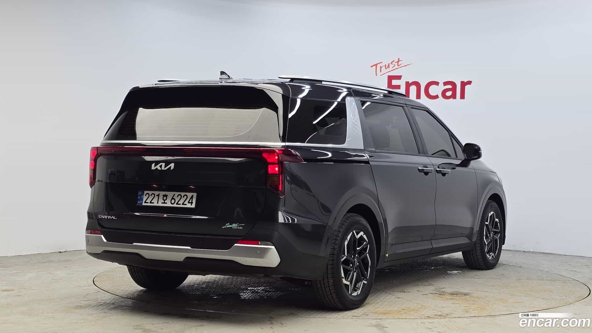 Canival Kia 2024.2-OUTER-002
