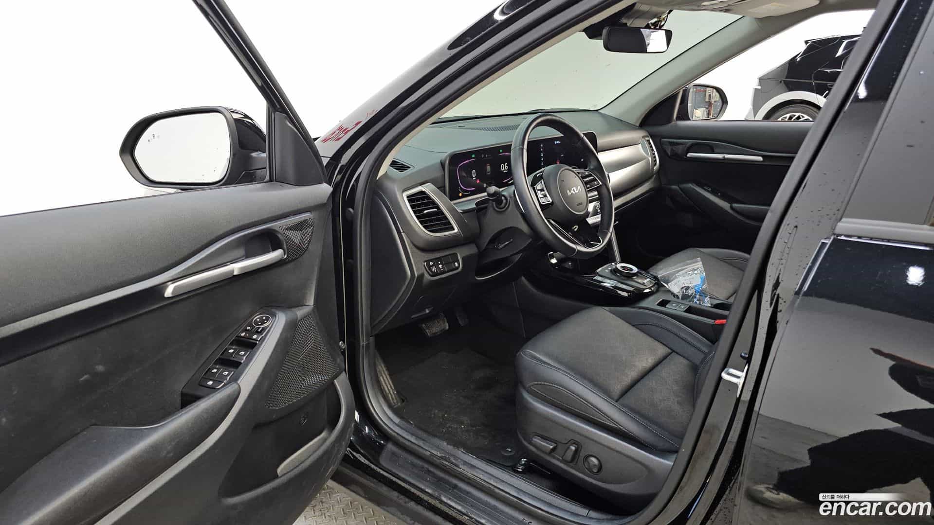 Seltos Kia 2023.6-INNER-010