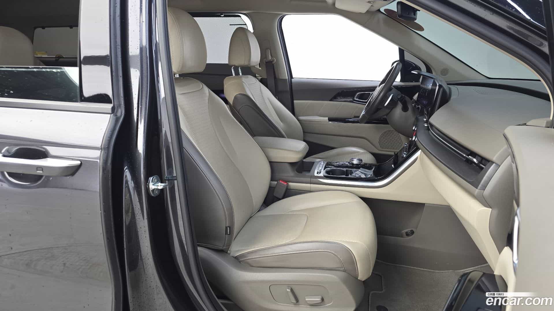 Canival Kia 2022.3-OPTION-015