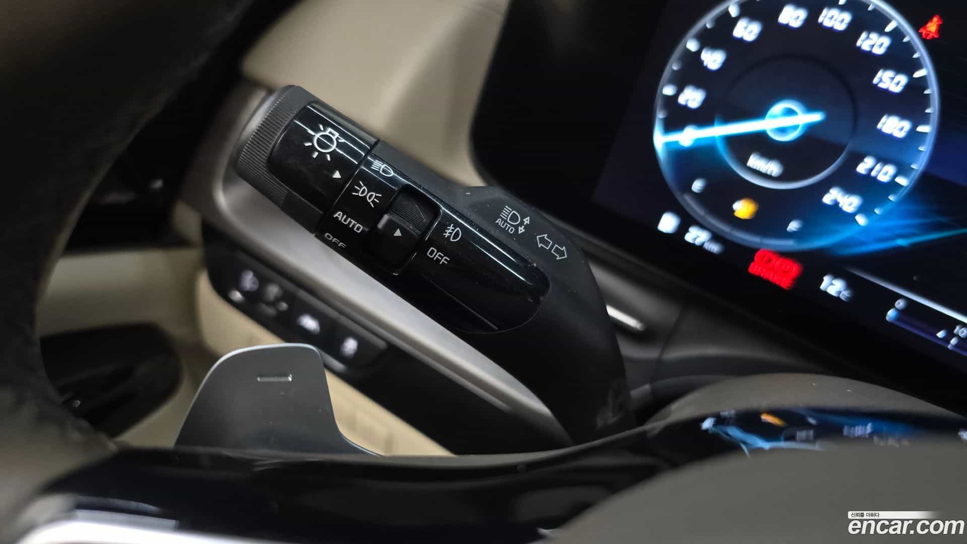 Canival Kia 2022.3-OPTION-041