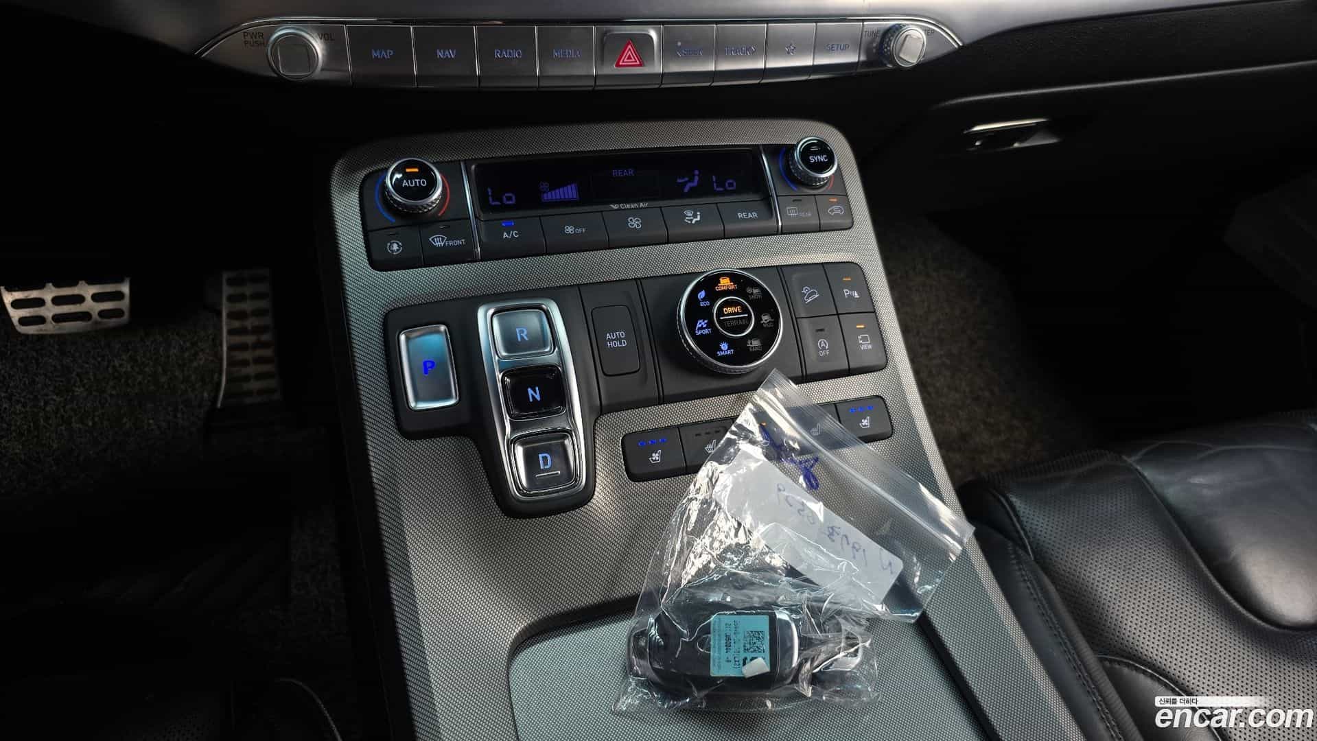 Palisade Hyundai 2022.1-INNER-009