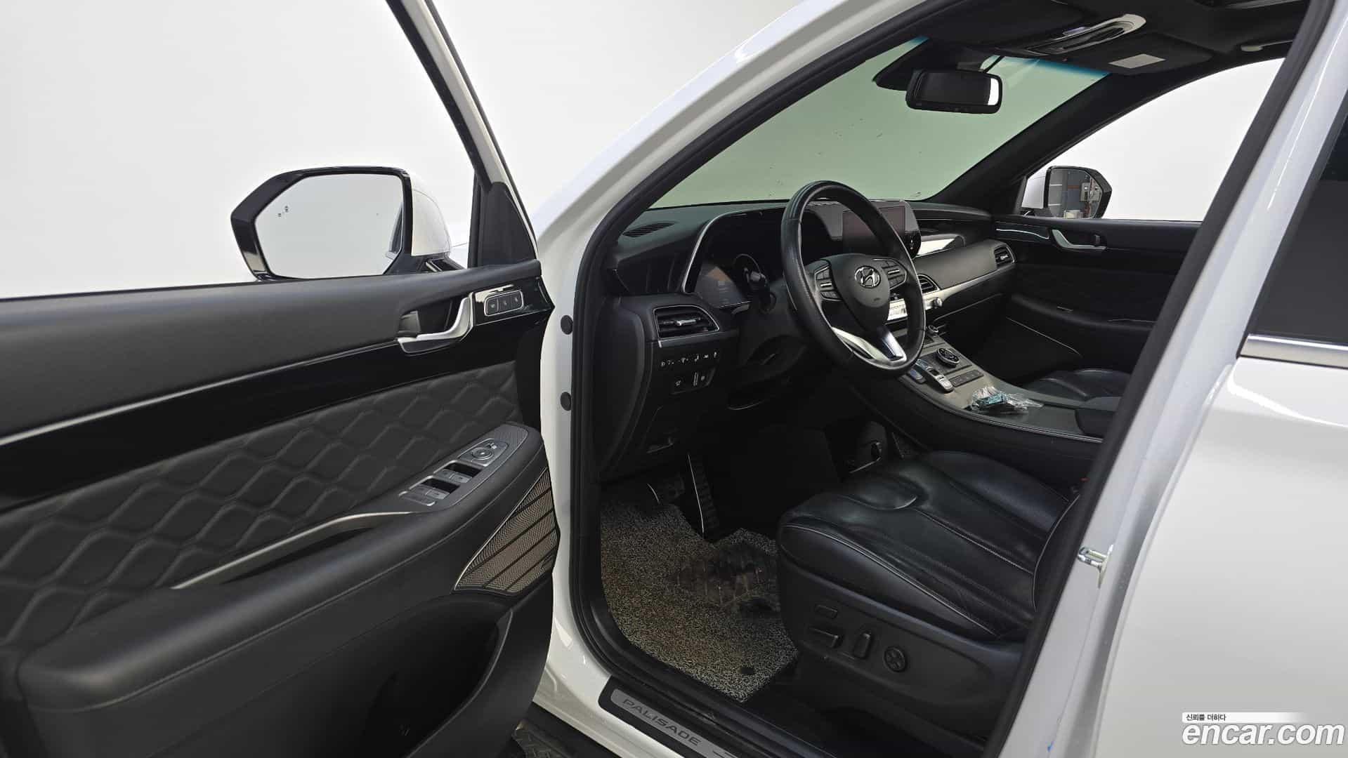 Palisade Hyundai 2022.1-INNER-010