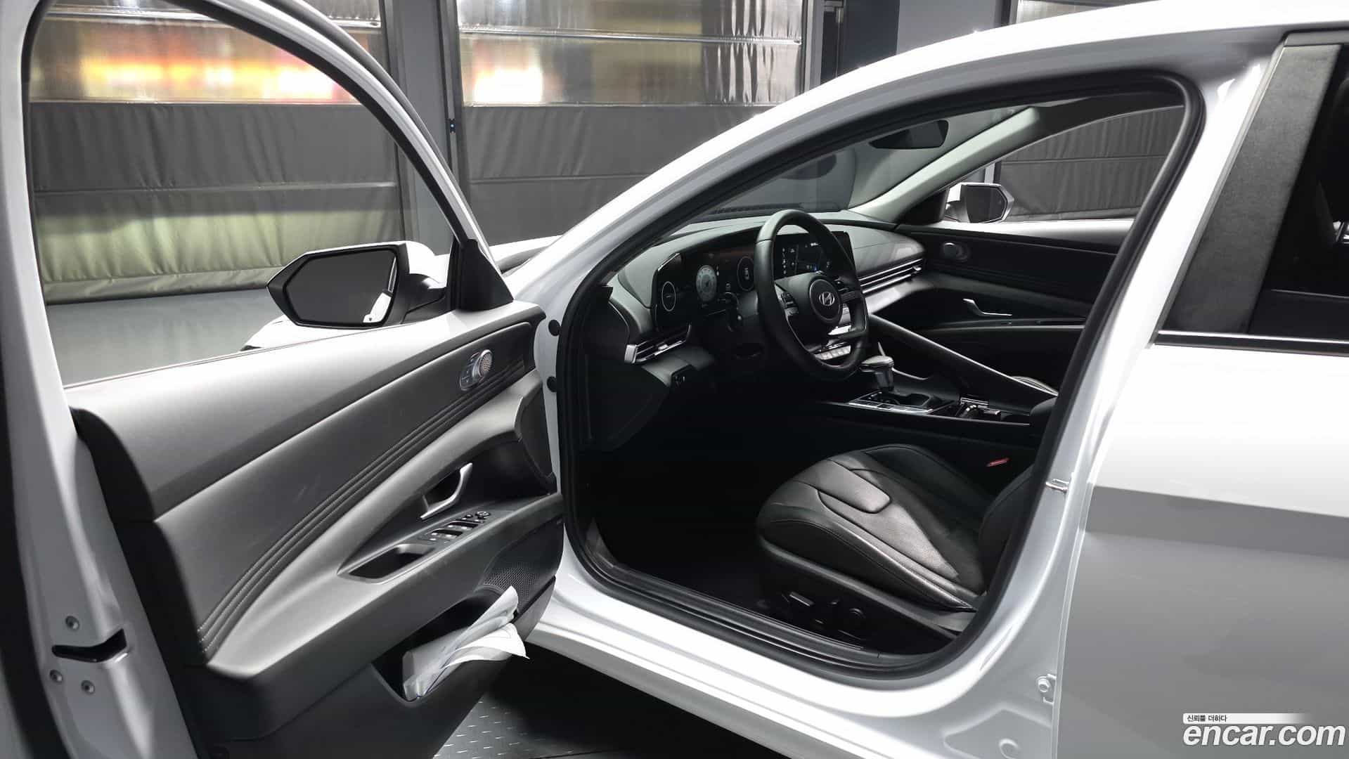 AVANTE Hyundai 2024.5-INNER-010