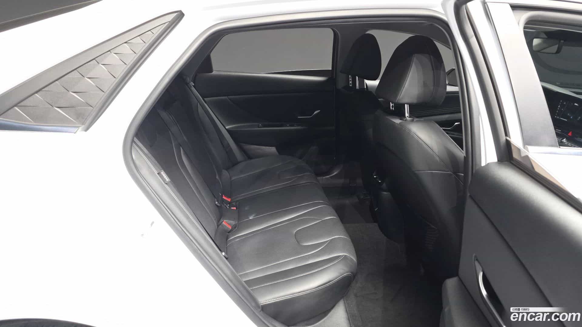 AVANTE Hyundai 2024.5-OPTION-016