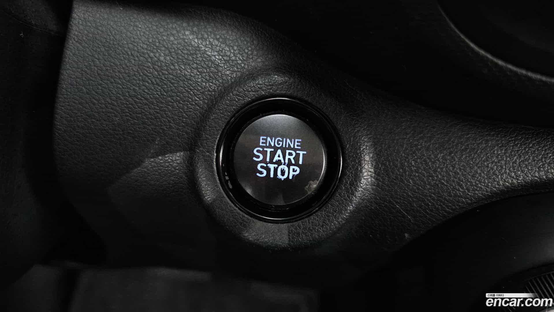Venue Hyundai 2019.8-OPTION-040