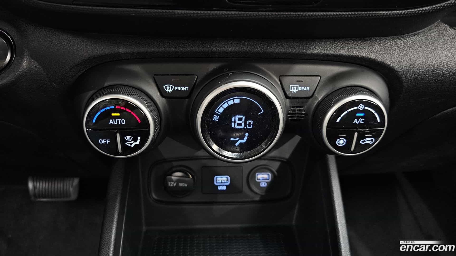 Venue Hyundai 2019.8-OPTION-043