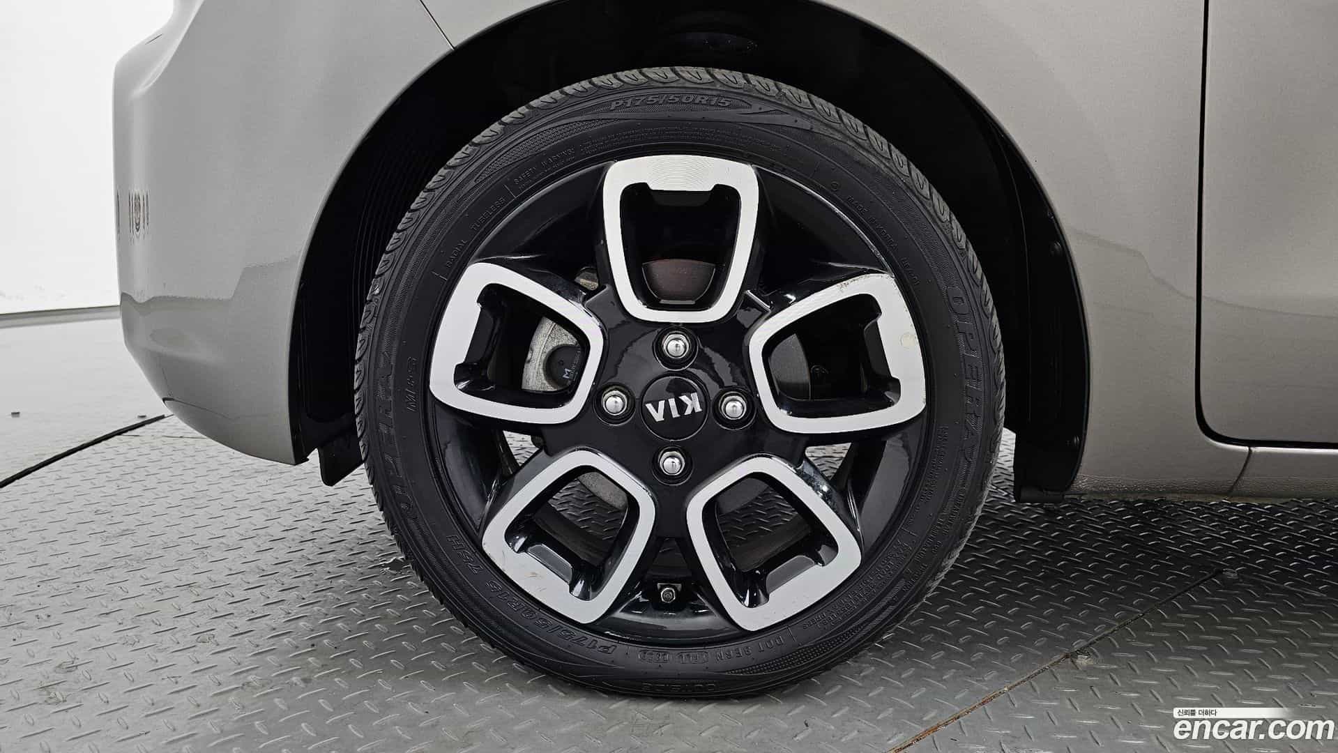 RAY Kia 2021.4-OUTER-005
