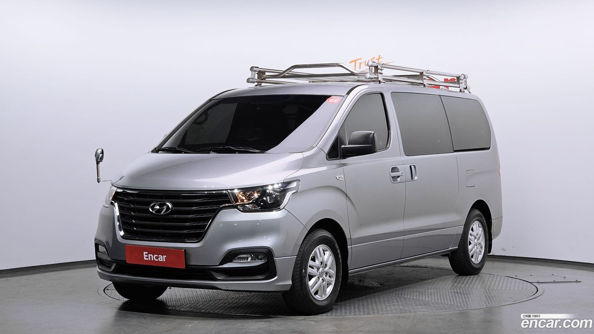 Main__Slider__Photo:Starex Hyundai 2018.8-0