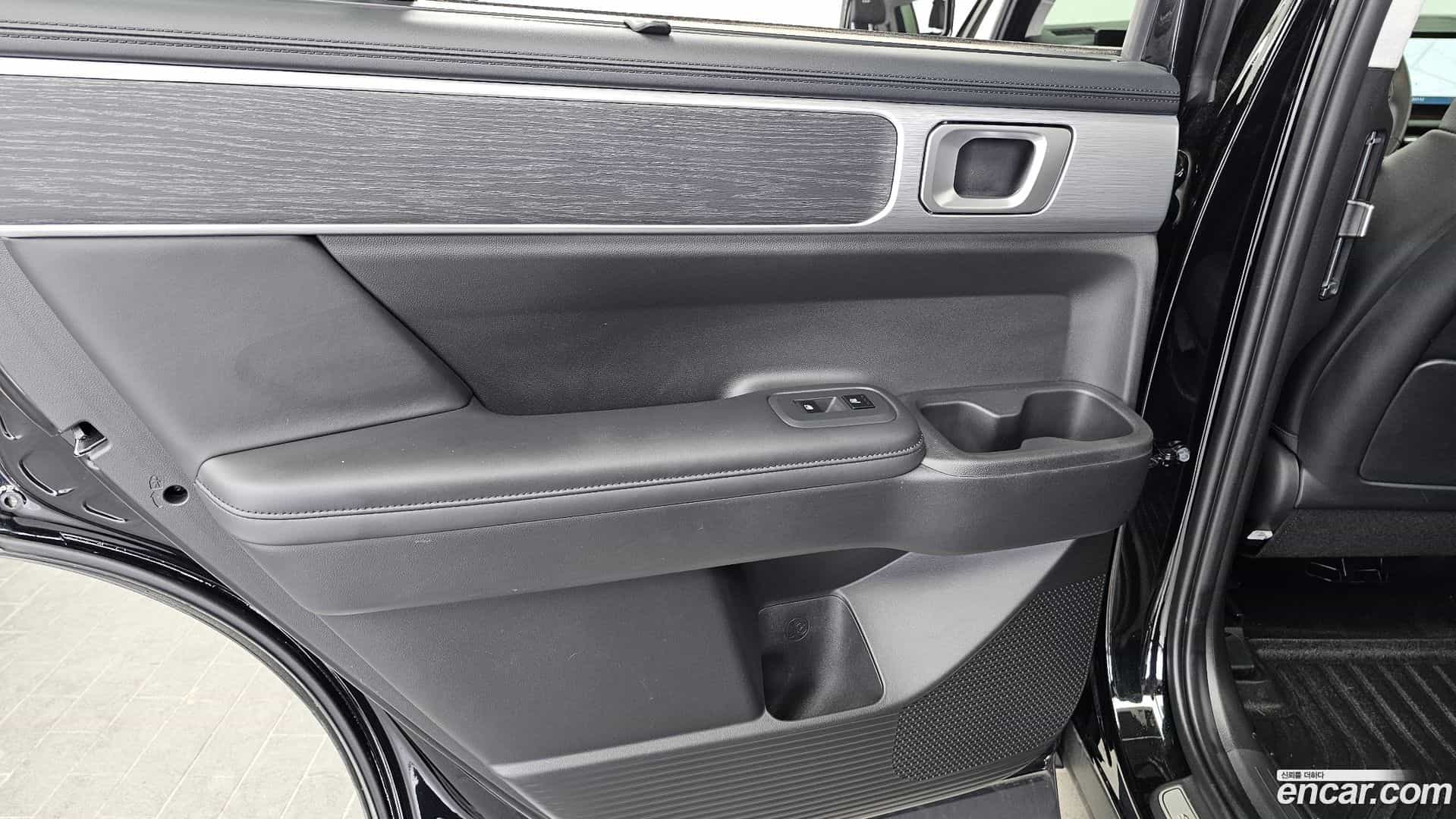 Santafe Hyundai 2023.10-INNER-035