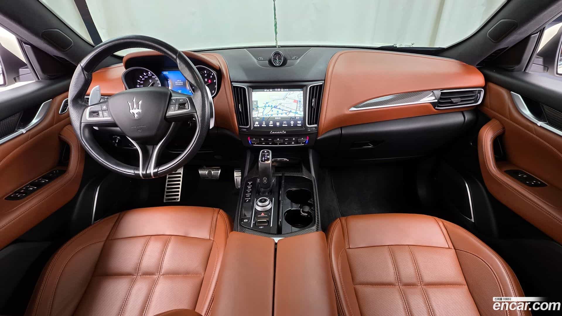 Levante Maserati 2020.11-INNER-007
